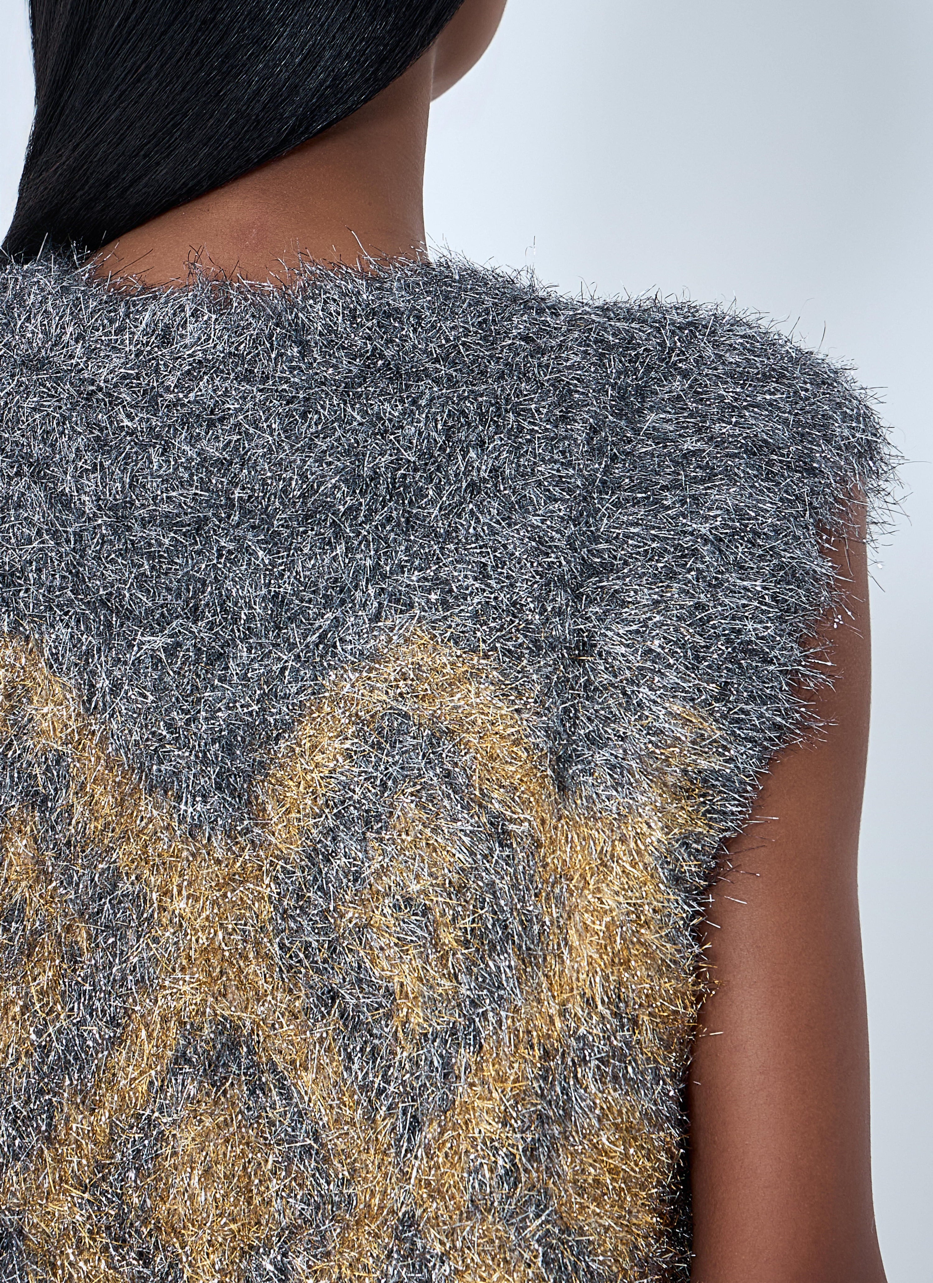 Textured sleeveless knit top