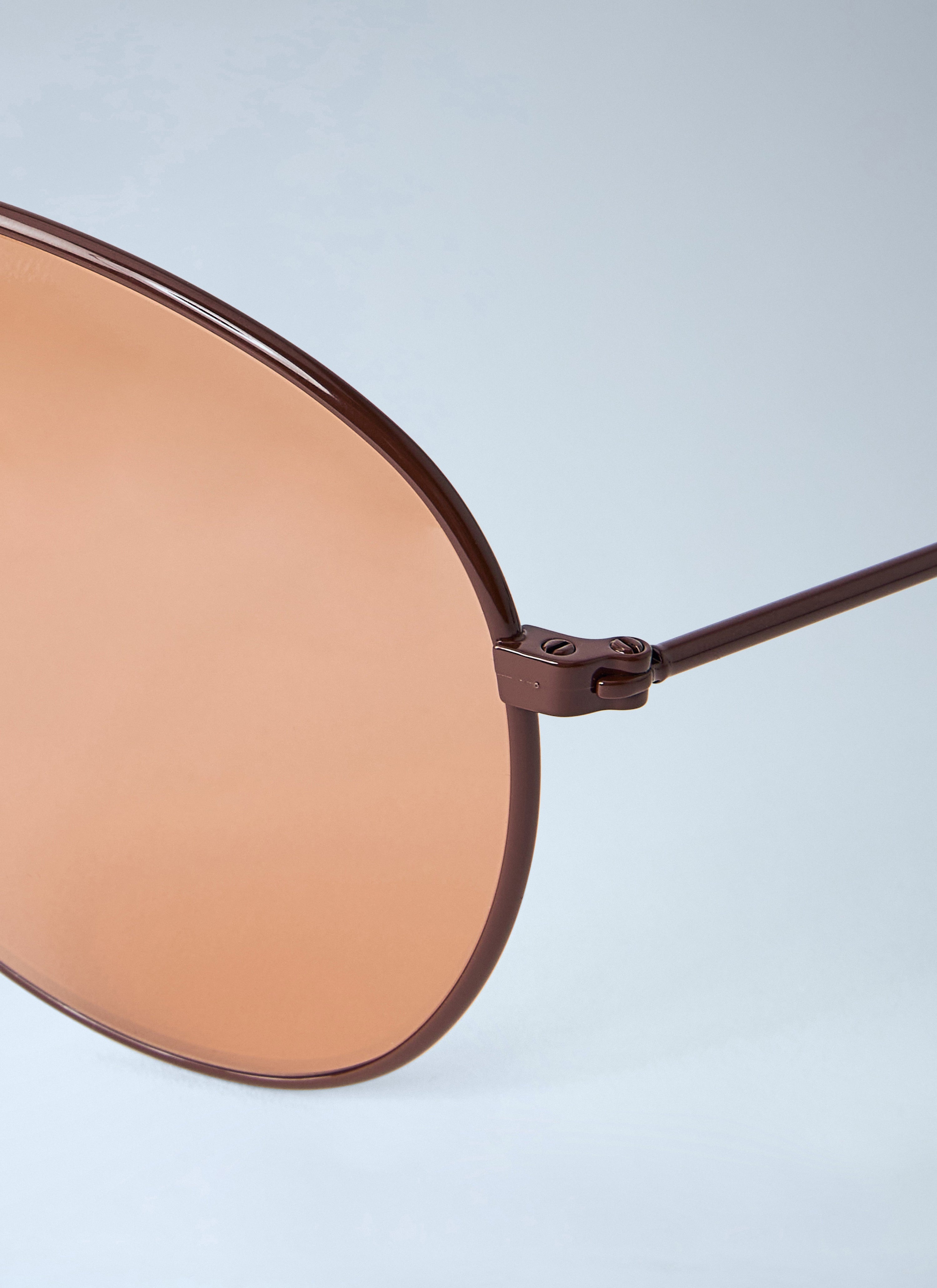 Metal aviator sunglasses