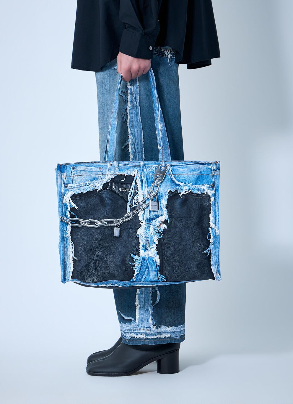 Trompe-l'oeil tote bag