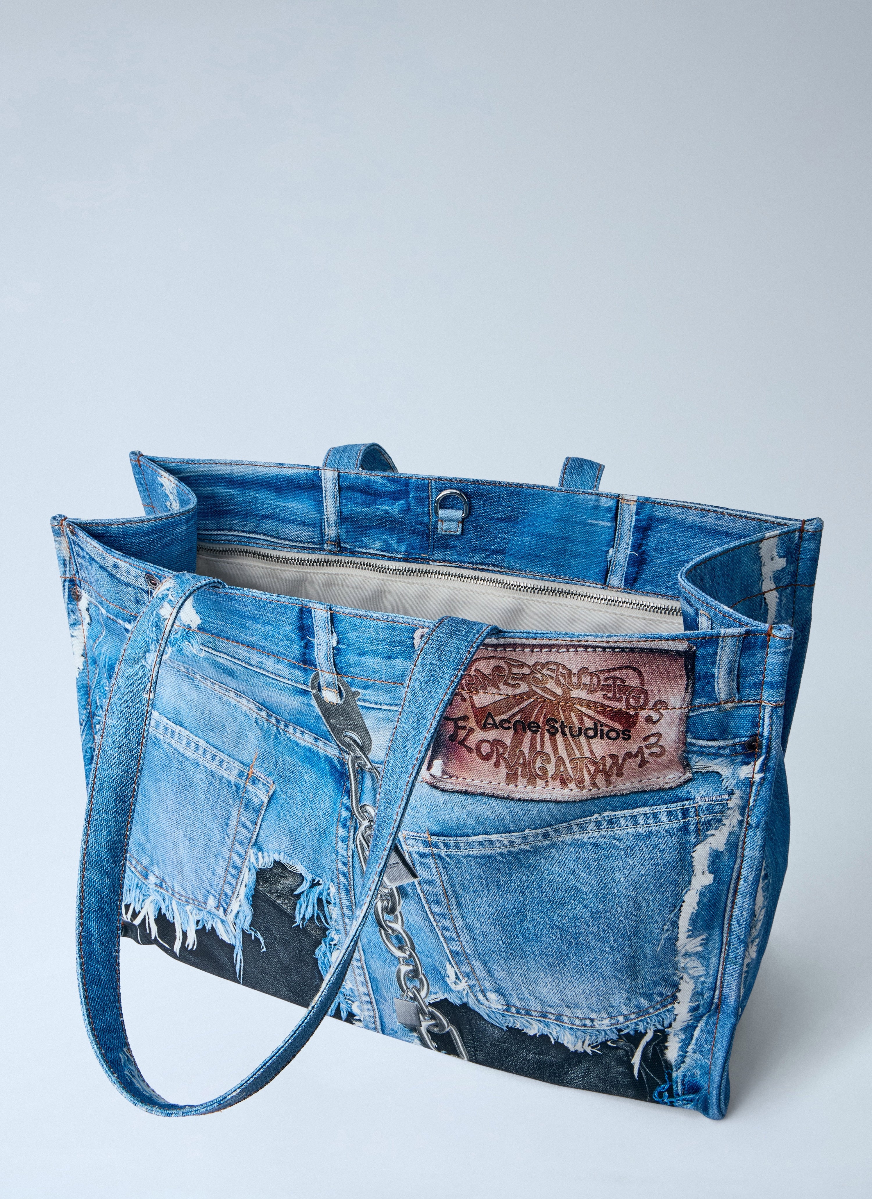 Trompe-l'oeil tote bag