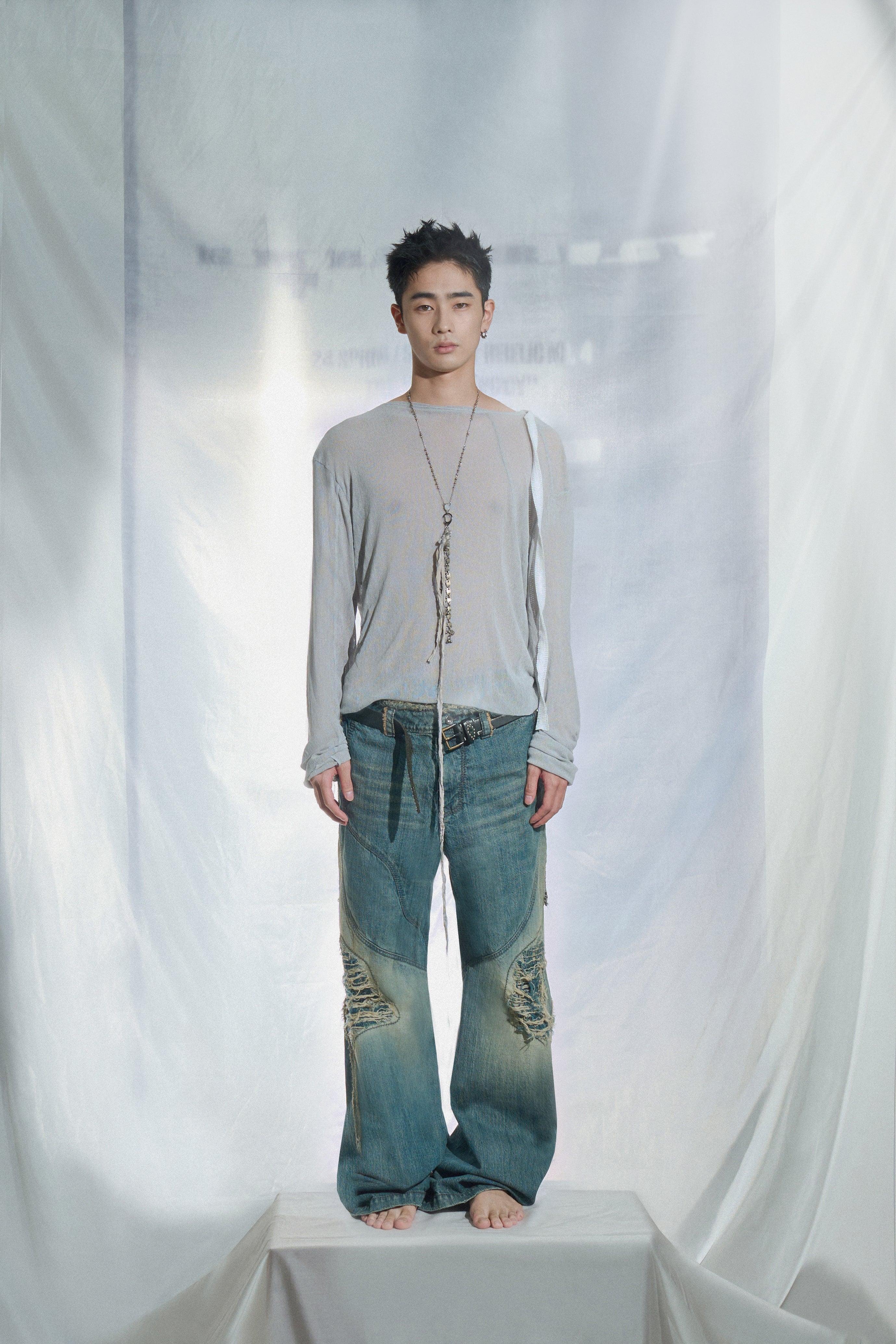 Distressed pants
