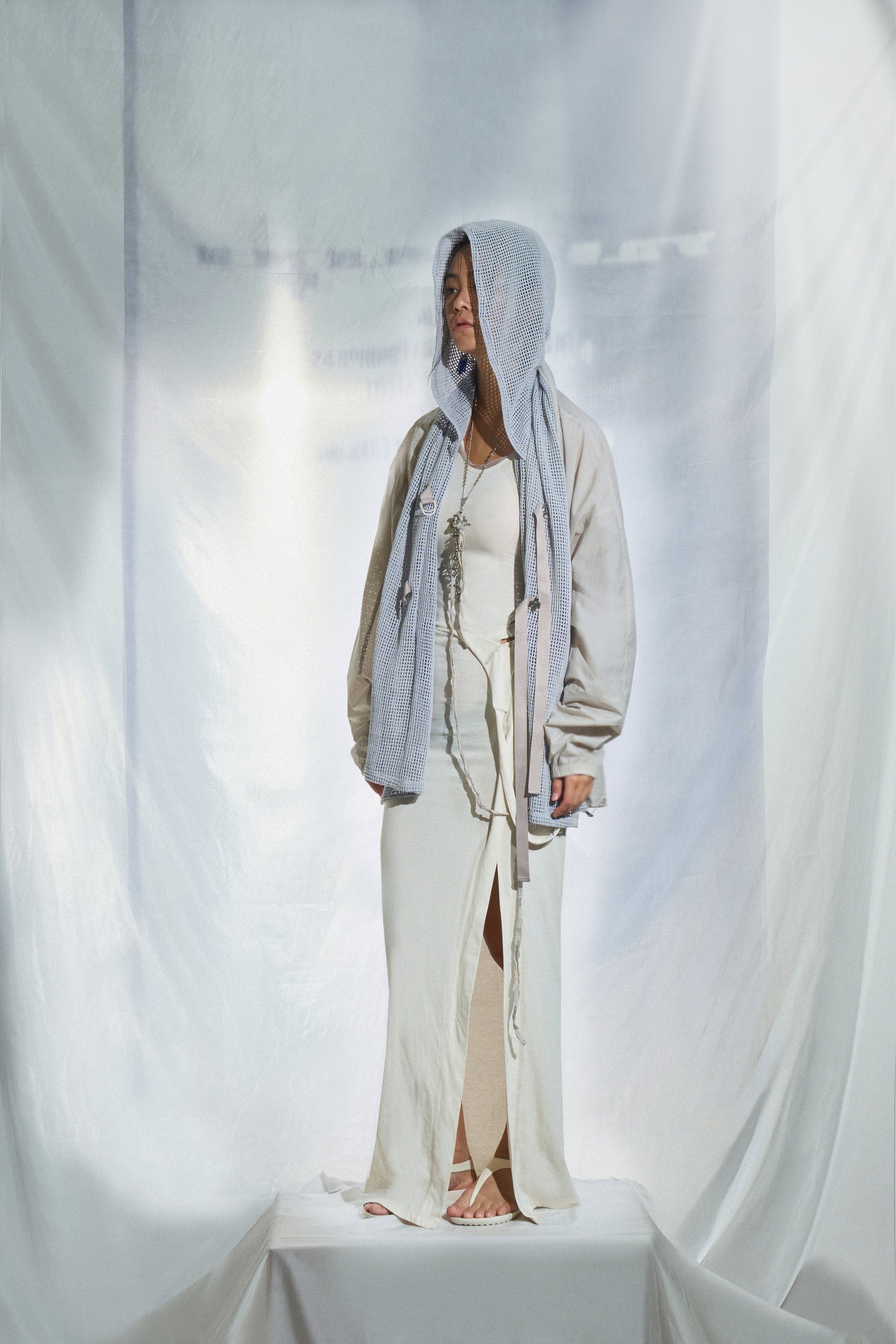 Convertible hooded windbreaker