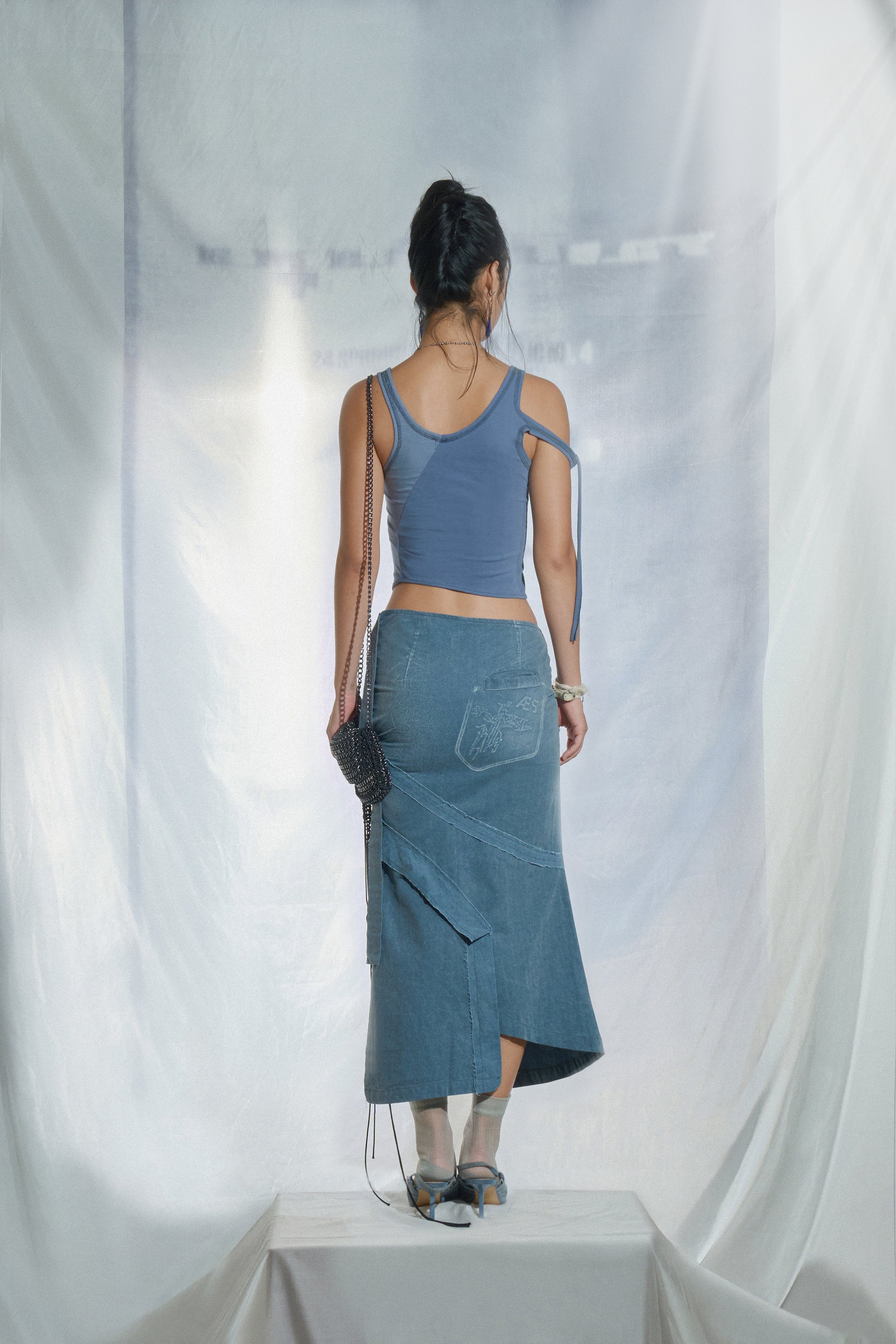 Trimmed sleeveless top