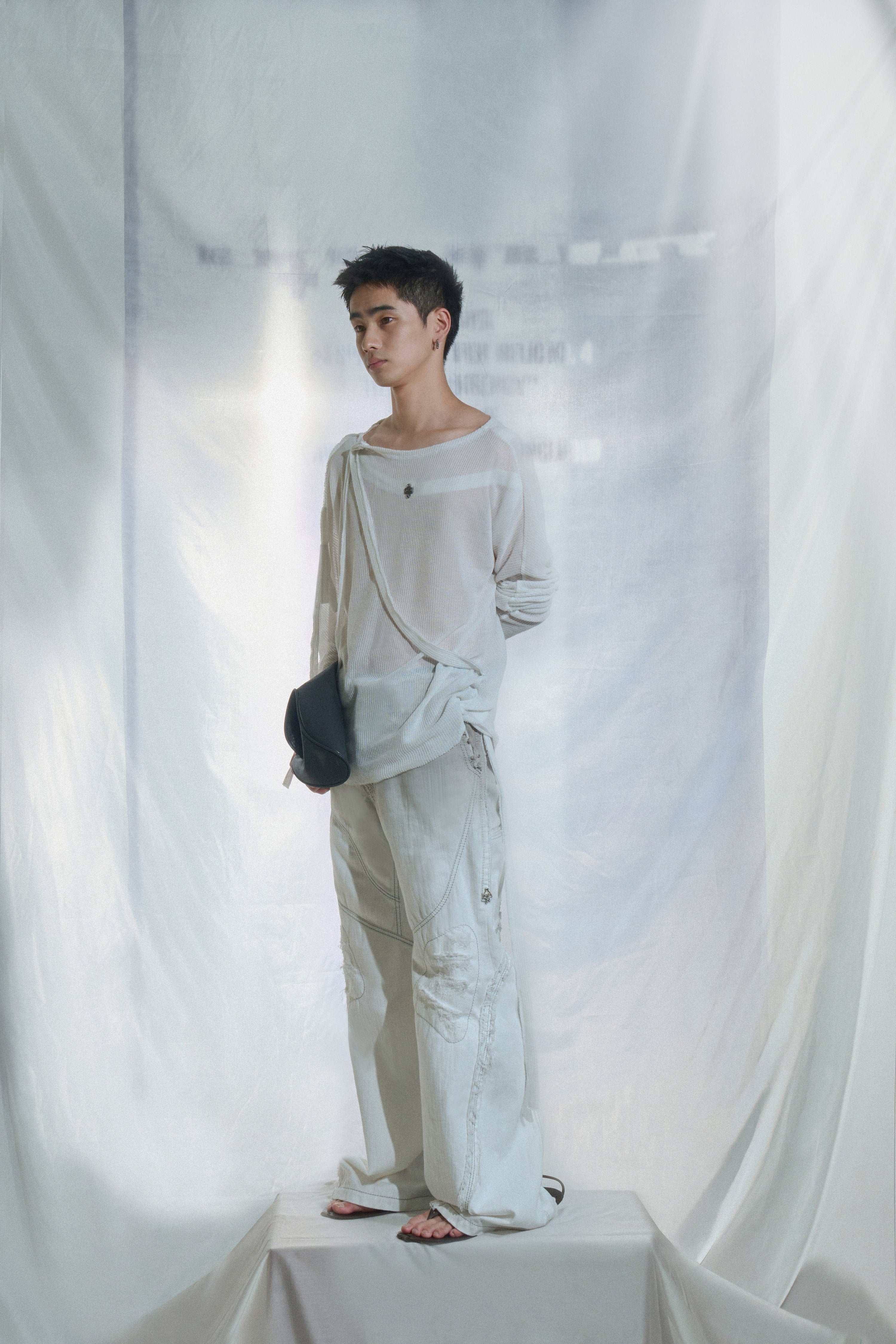 Distressed pants