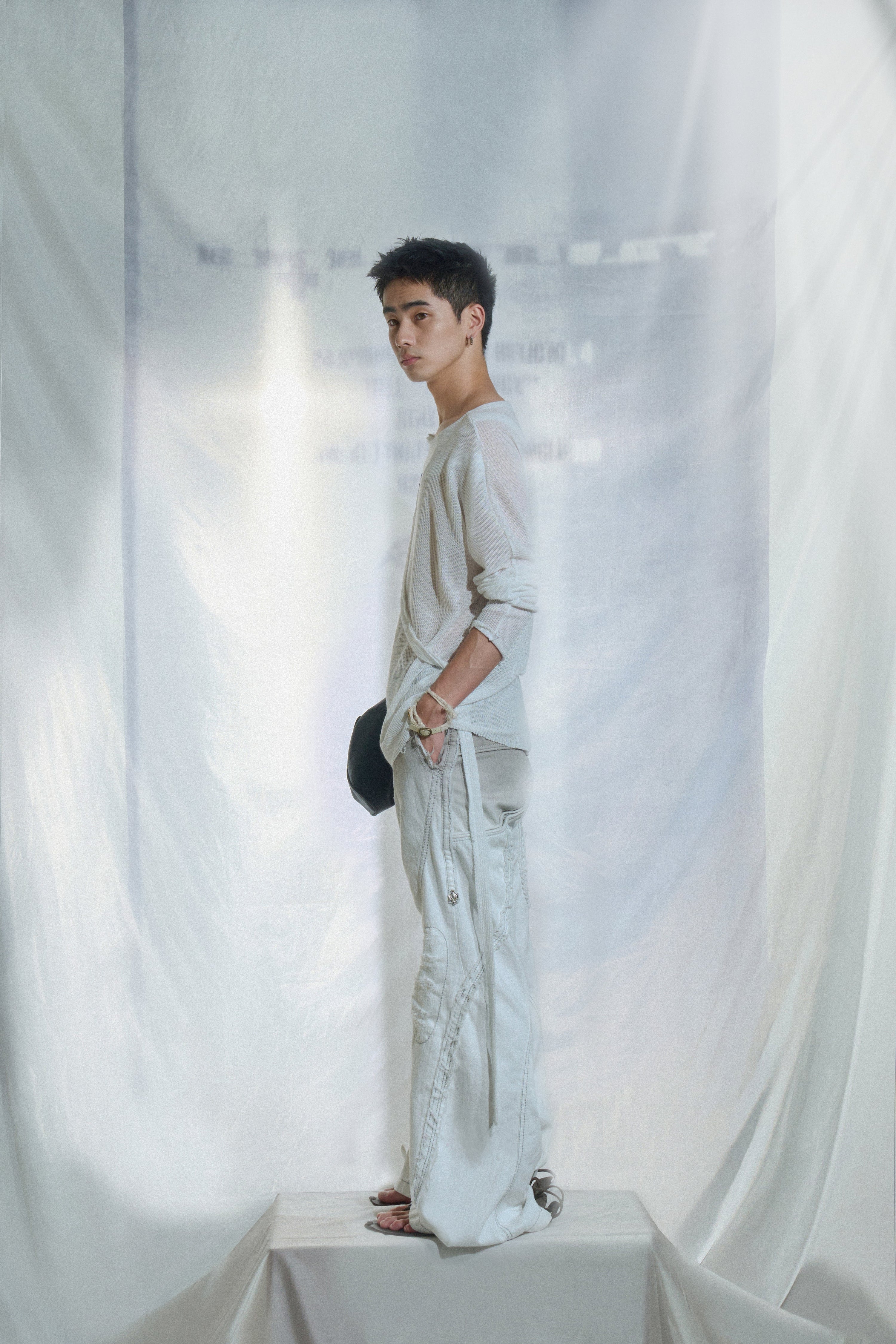 Distressed pants