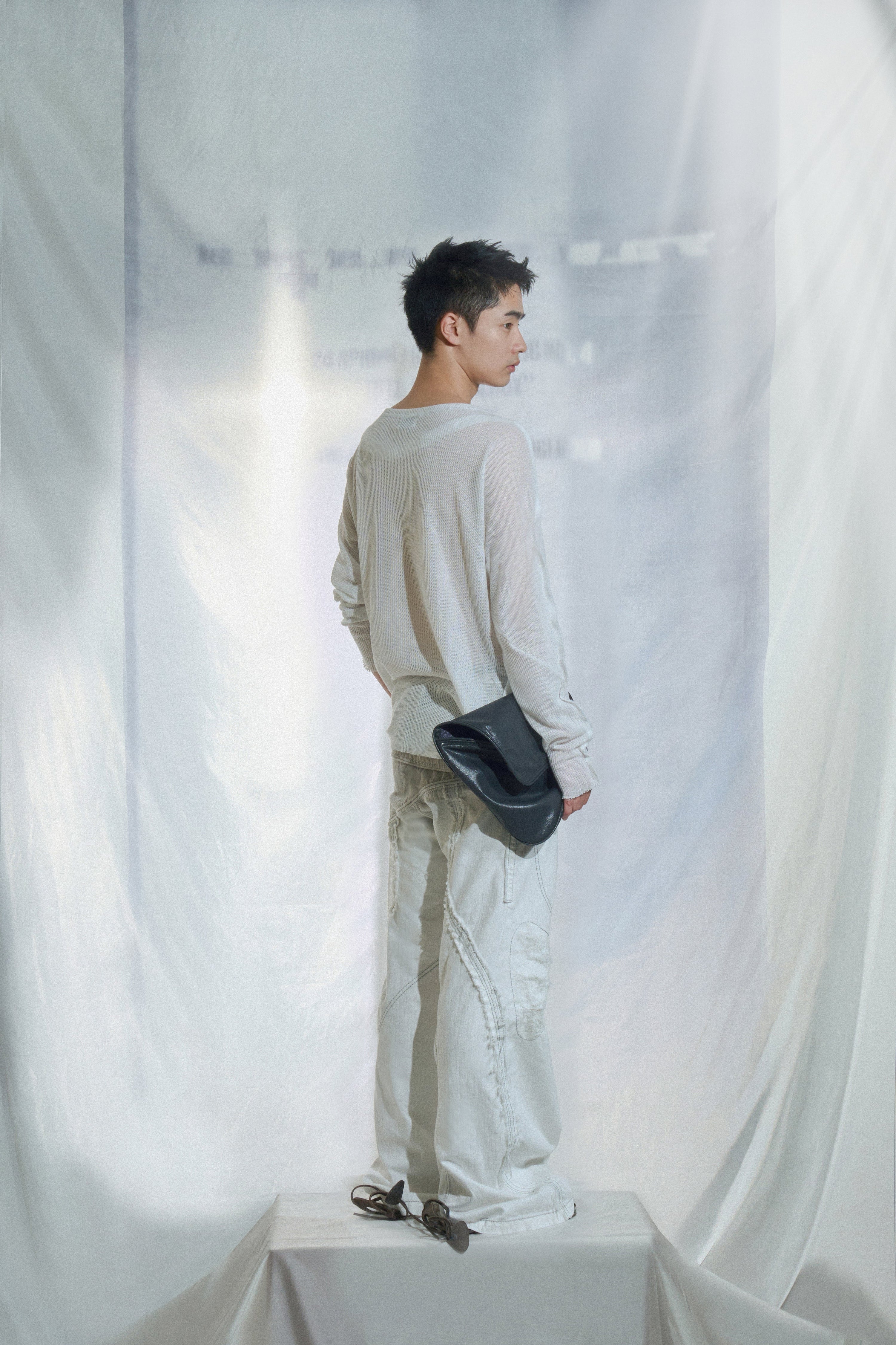 Distressed pants