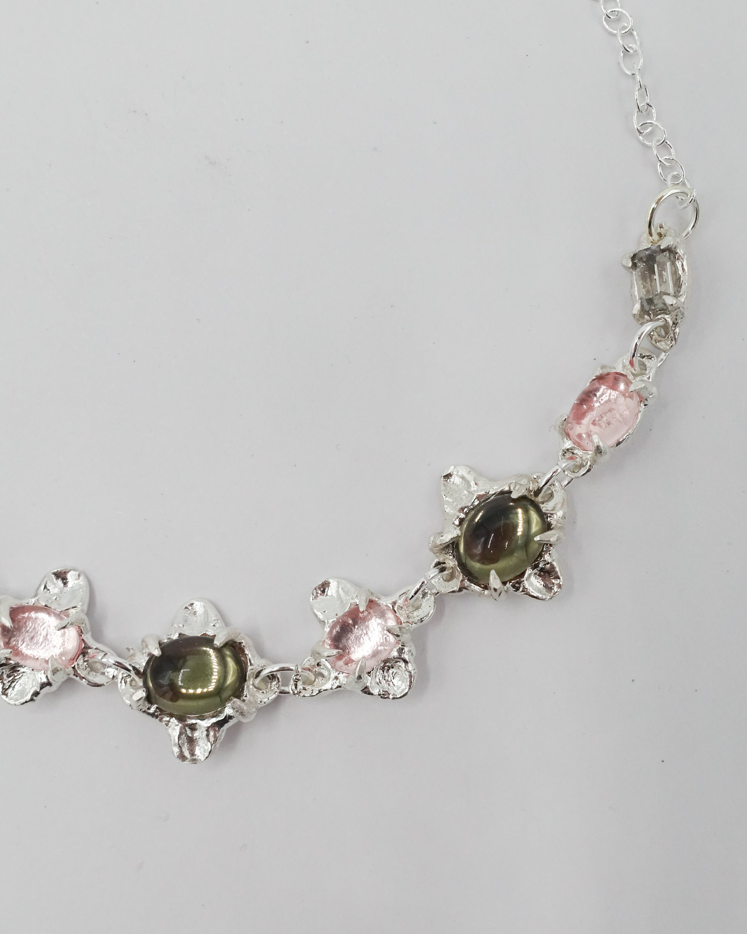 Orpheum collar