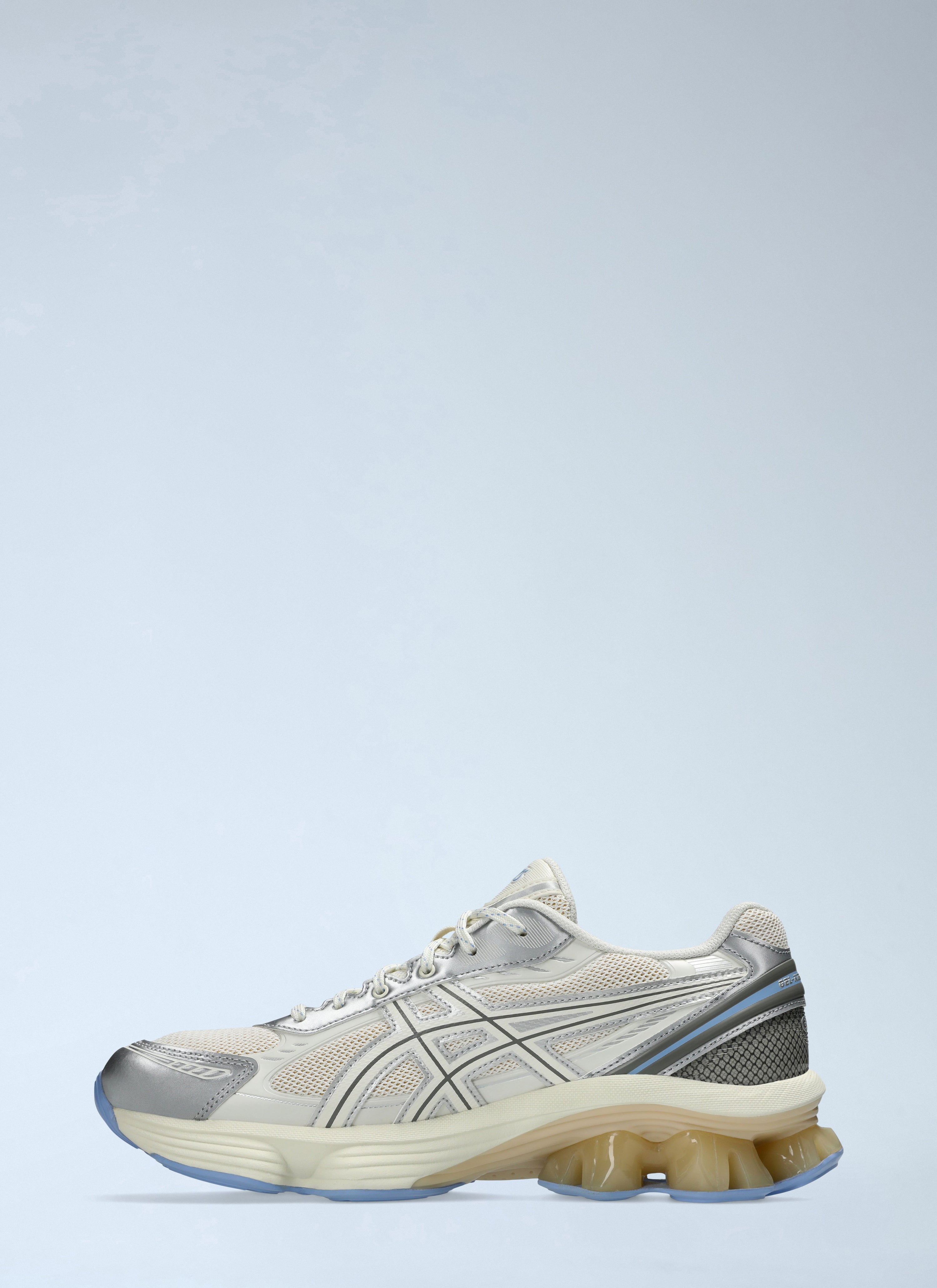 Gel-kinetic fluent sneakers
