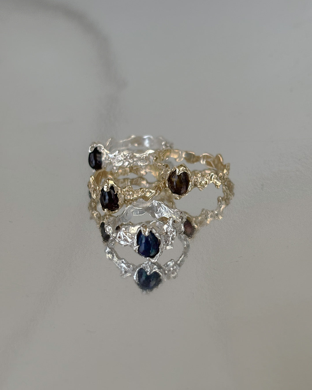 August ring - gold size q 1/2