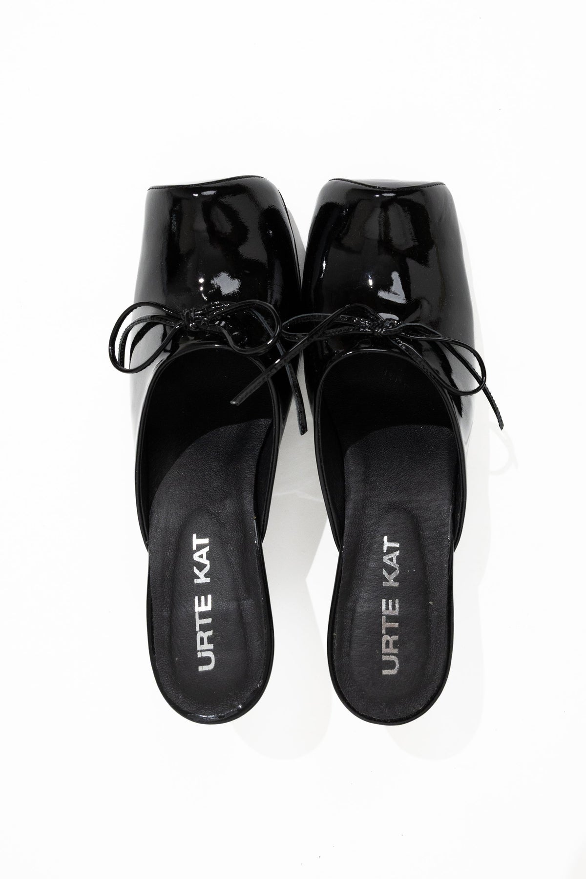 Hofa leather mules black