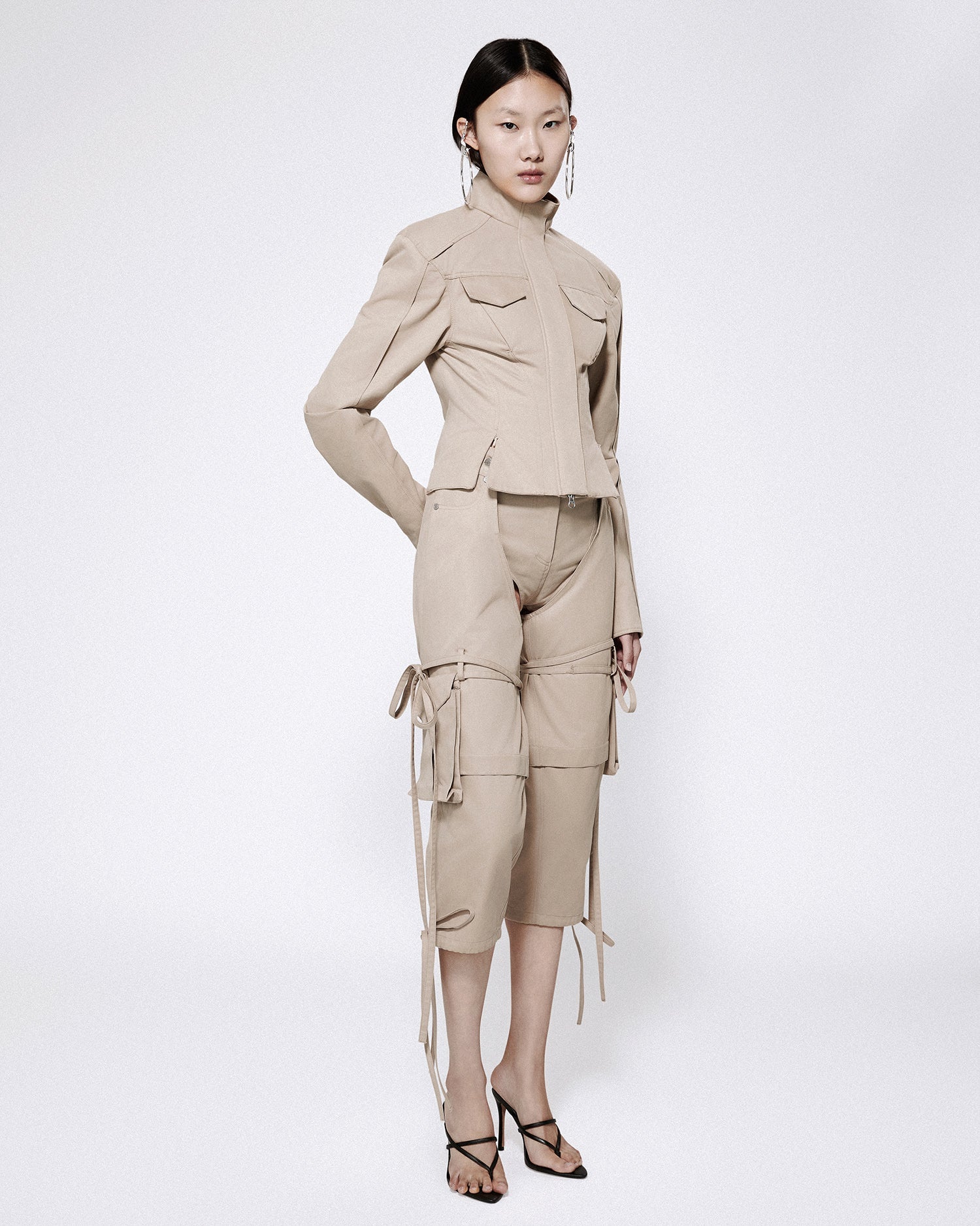 Bella chap capris cargo stone