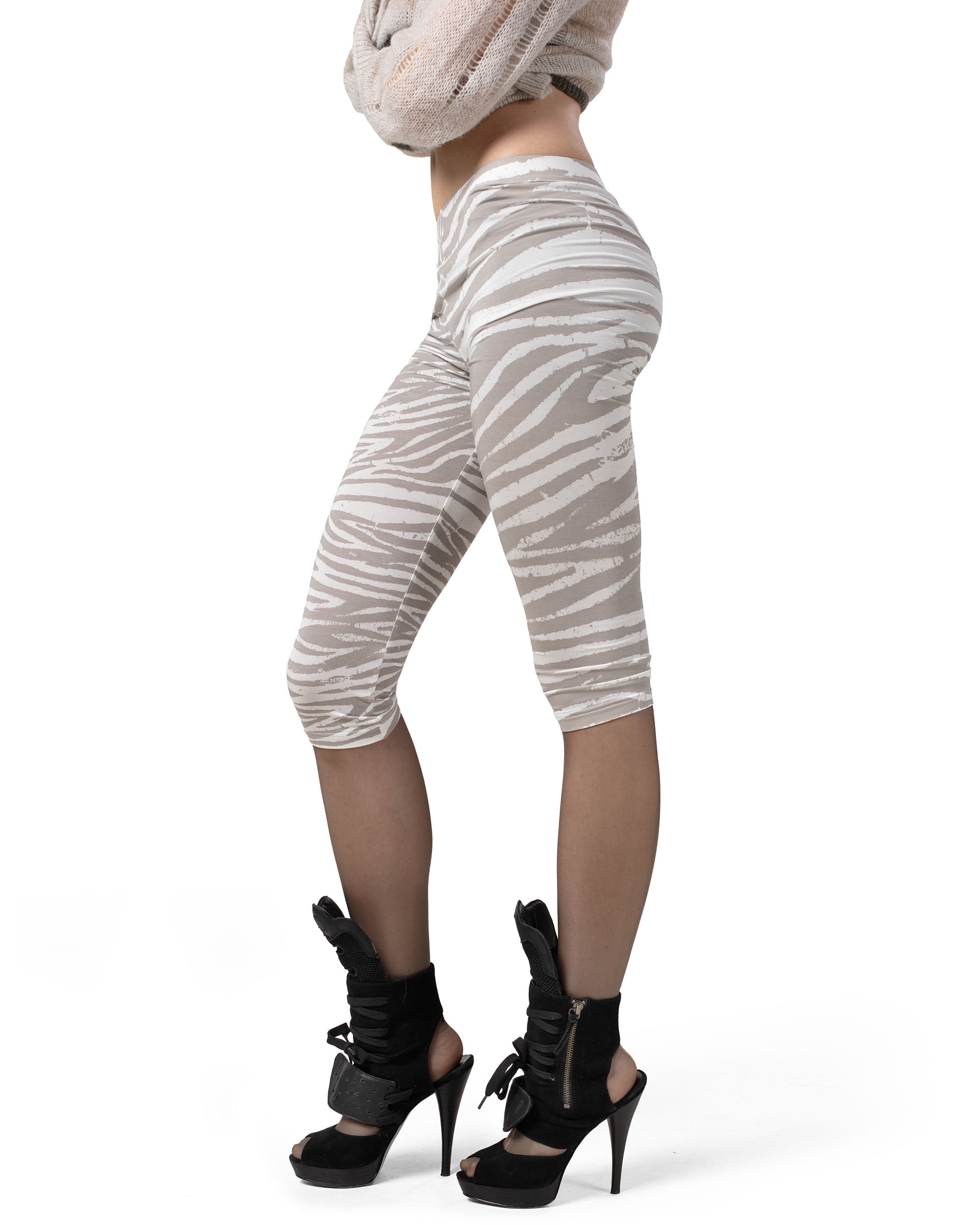 Zebra capri