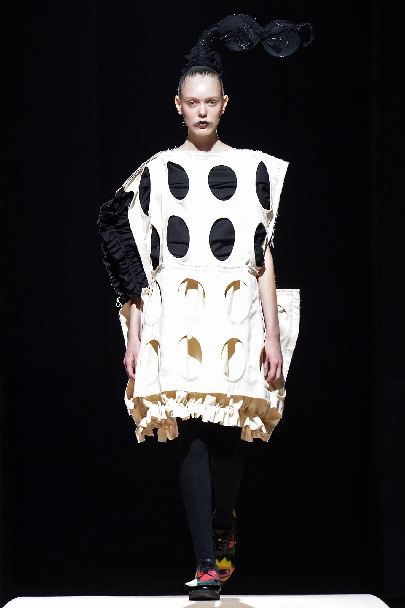 Comme des garçons s/s 2014 holes sweater