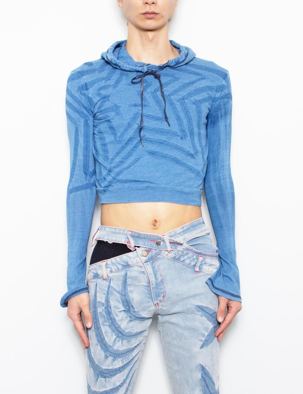 Star Hooded Long
Sleeve