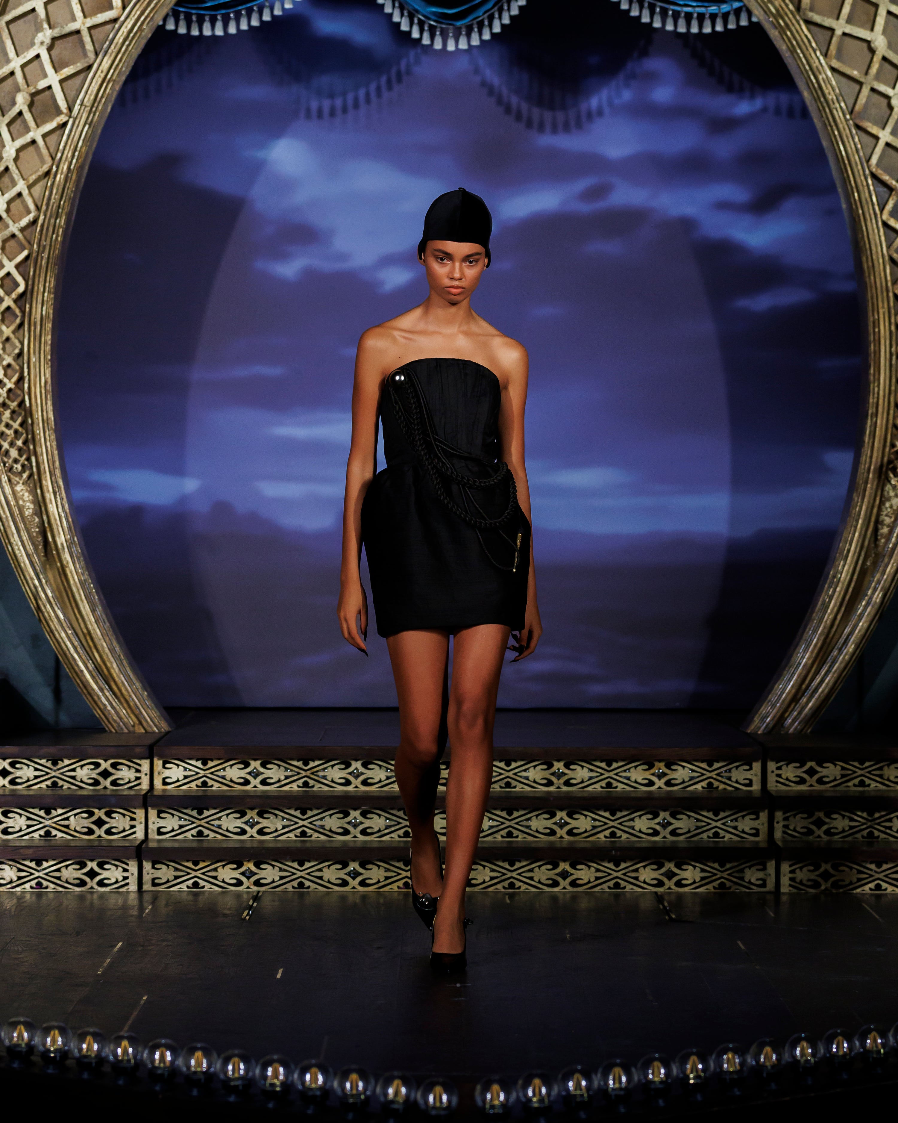 Corset sculpt dress