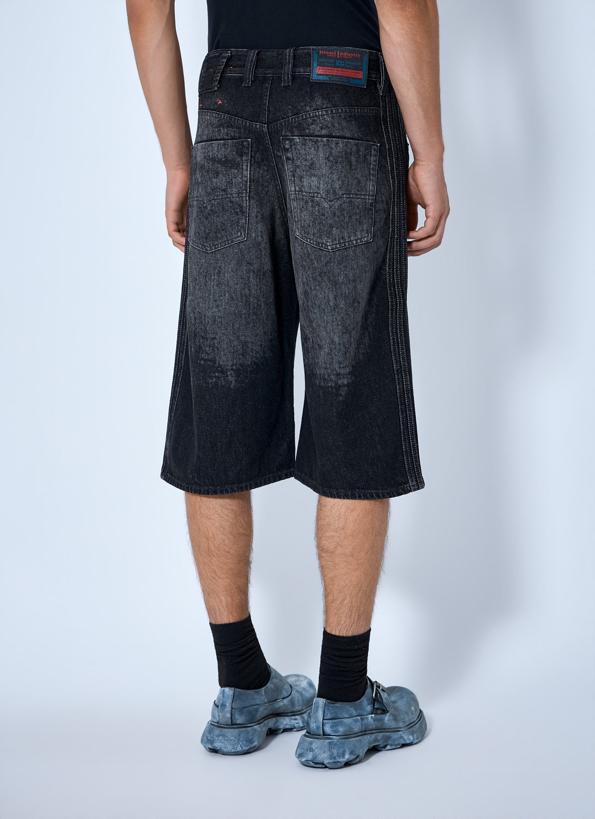 D-enim-m shorts