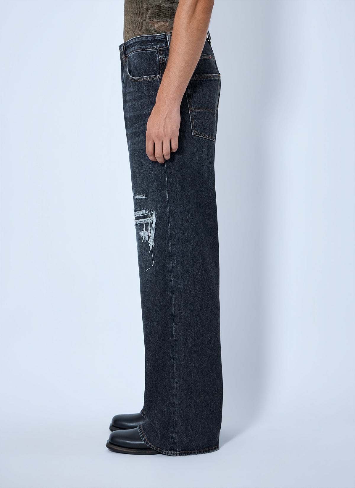 D-rise wide leg jeans