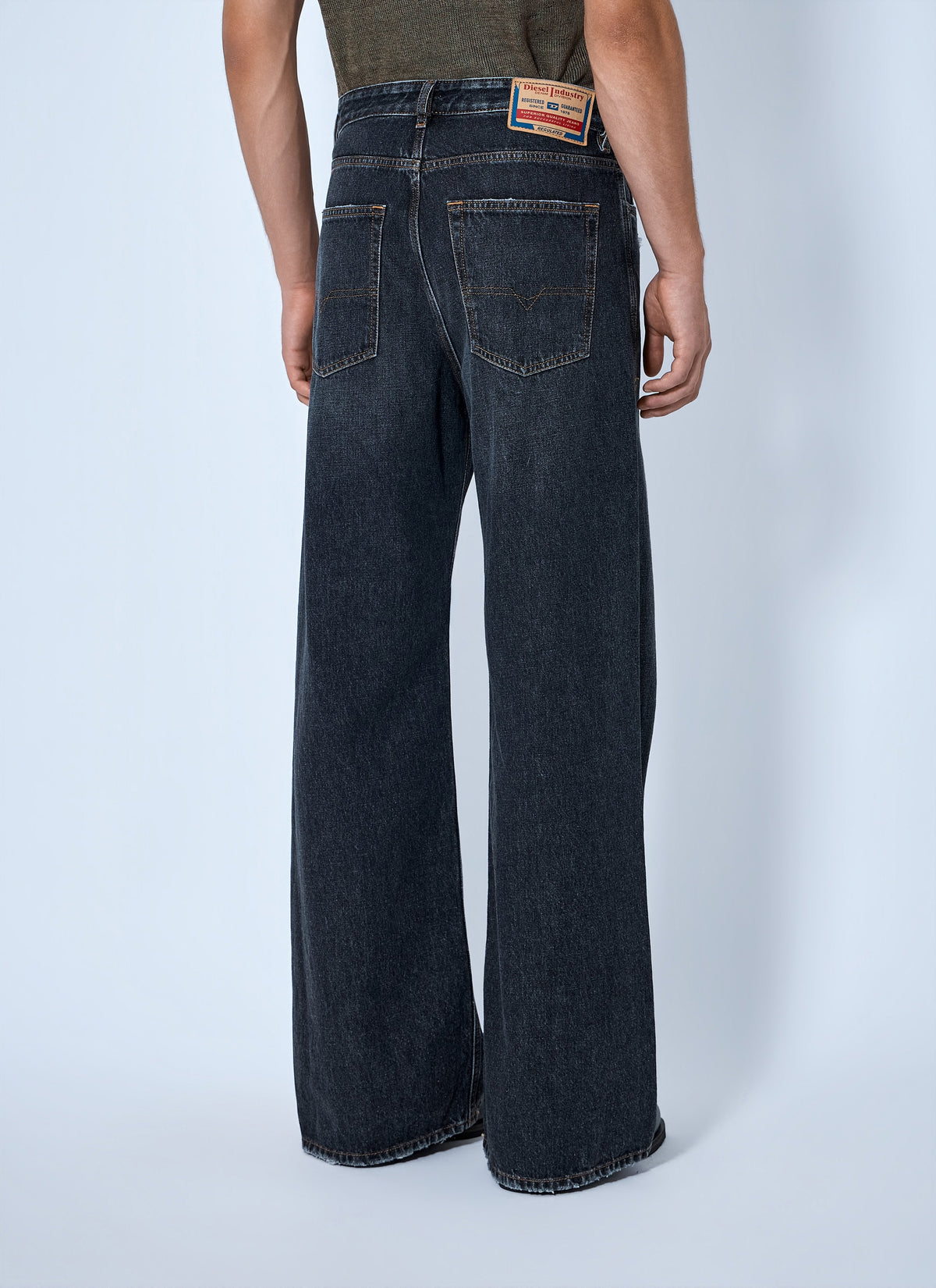 D-rise wide leg jeans