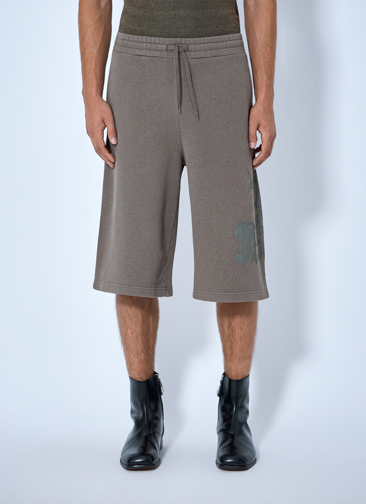 P-from shorts
