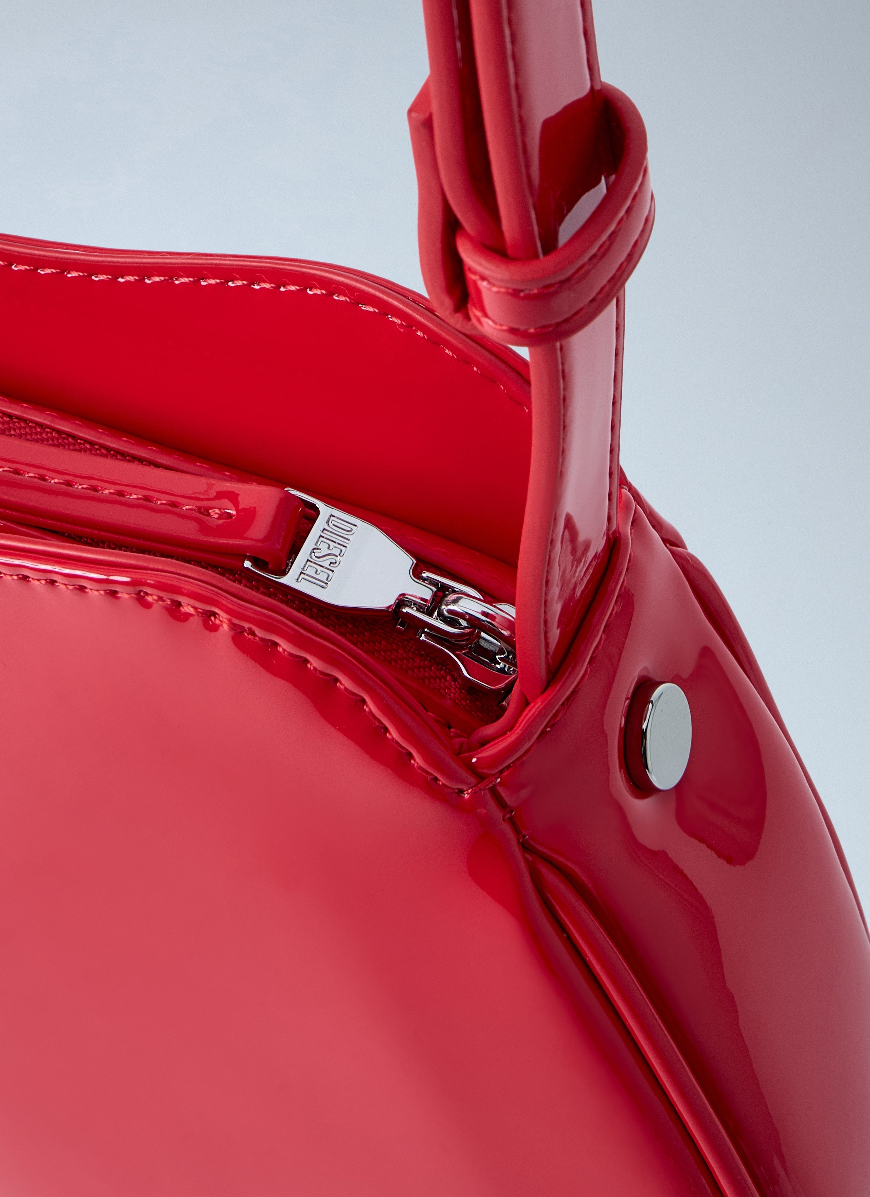 Play shoulder bag