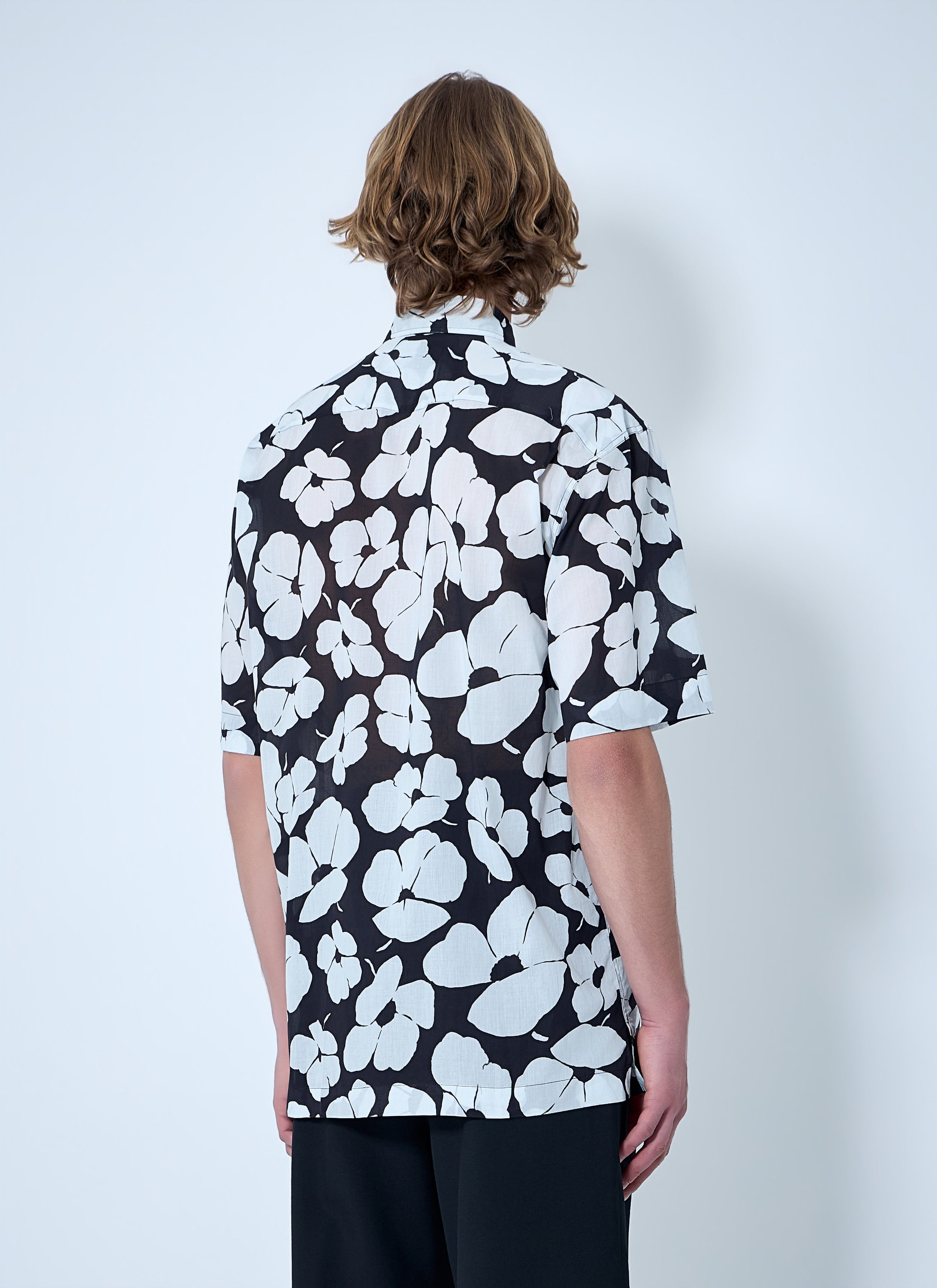Floral short-sleeve shirt