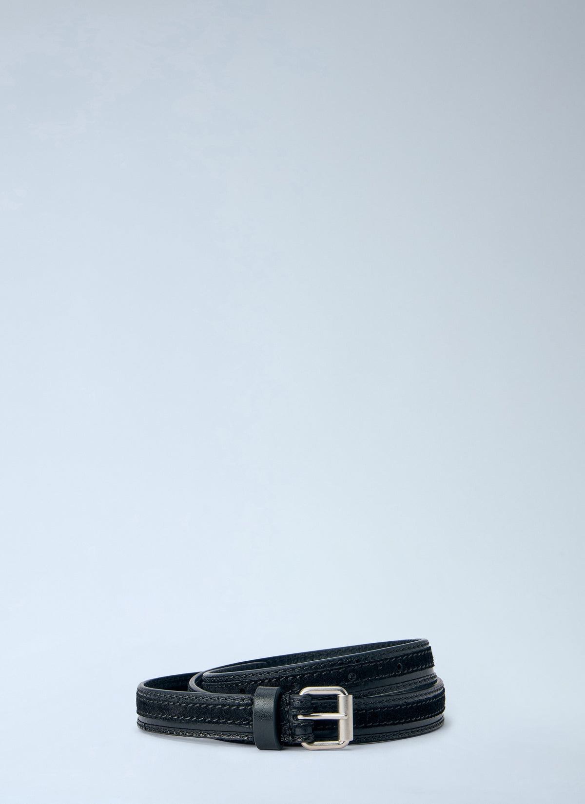 Smooth-grain leather belt