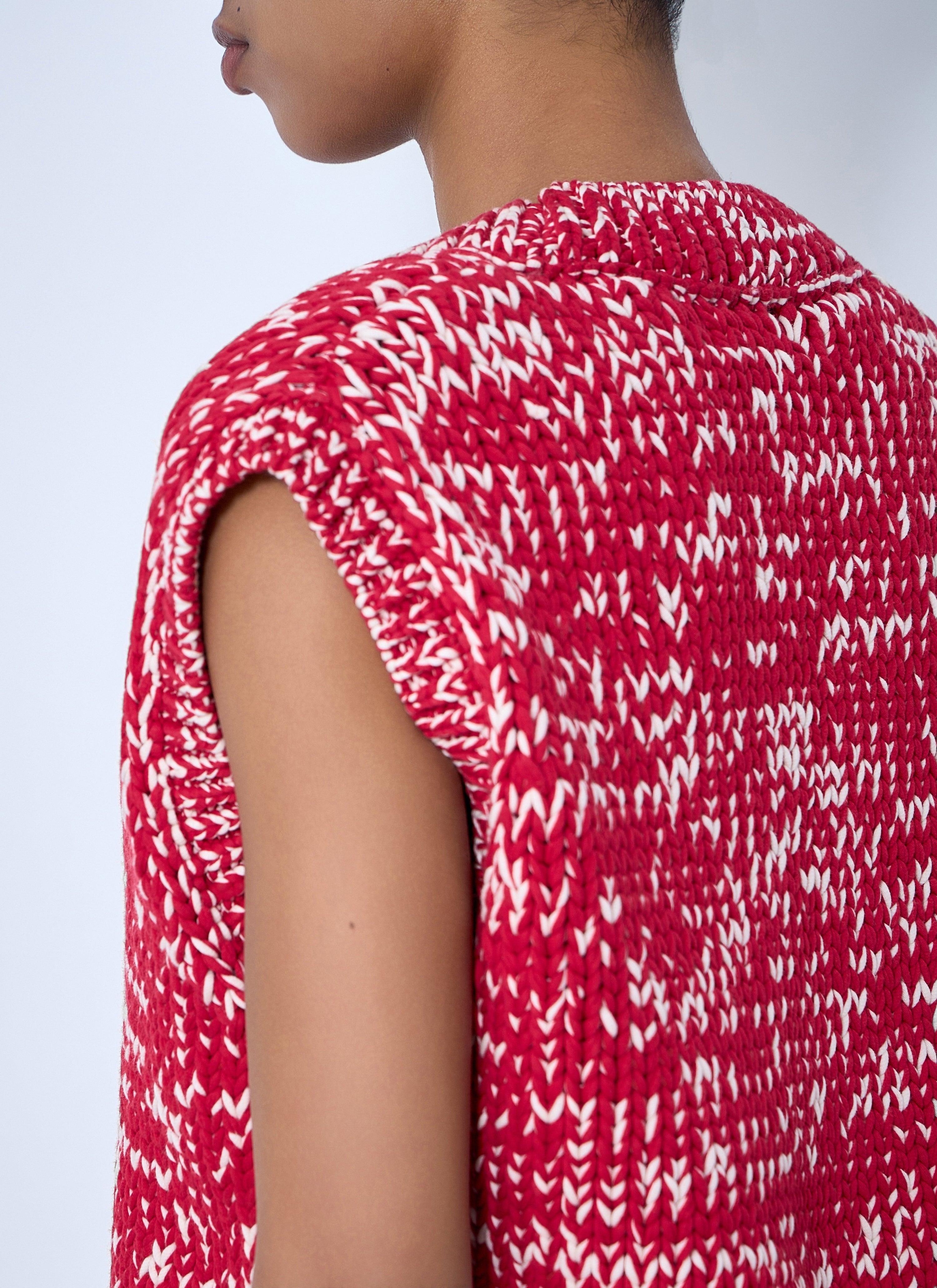 Sleeveless knit top