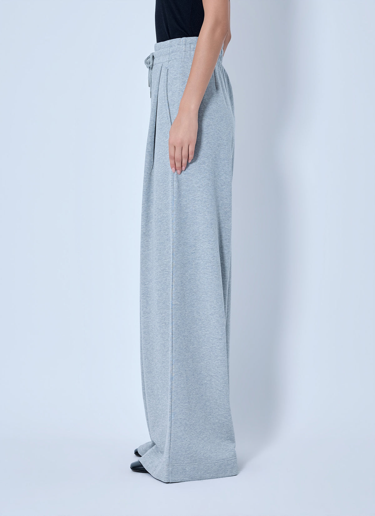 Wide-leg drawstring trousers
