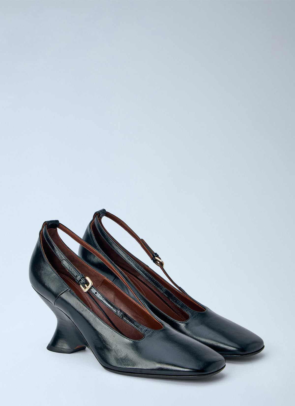 Leather wedge pumps
