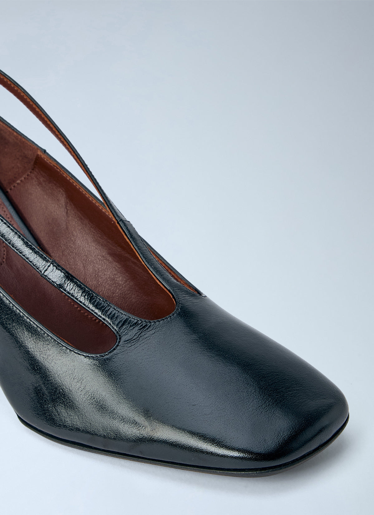 Leather wedge pumps