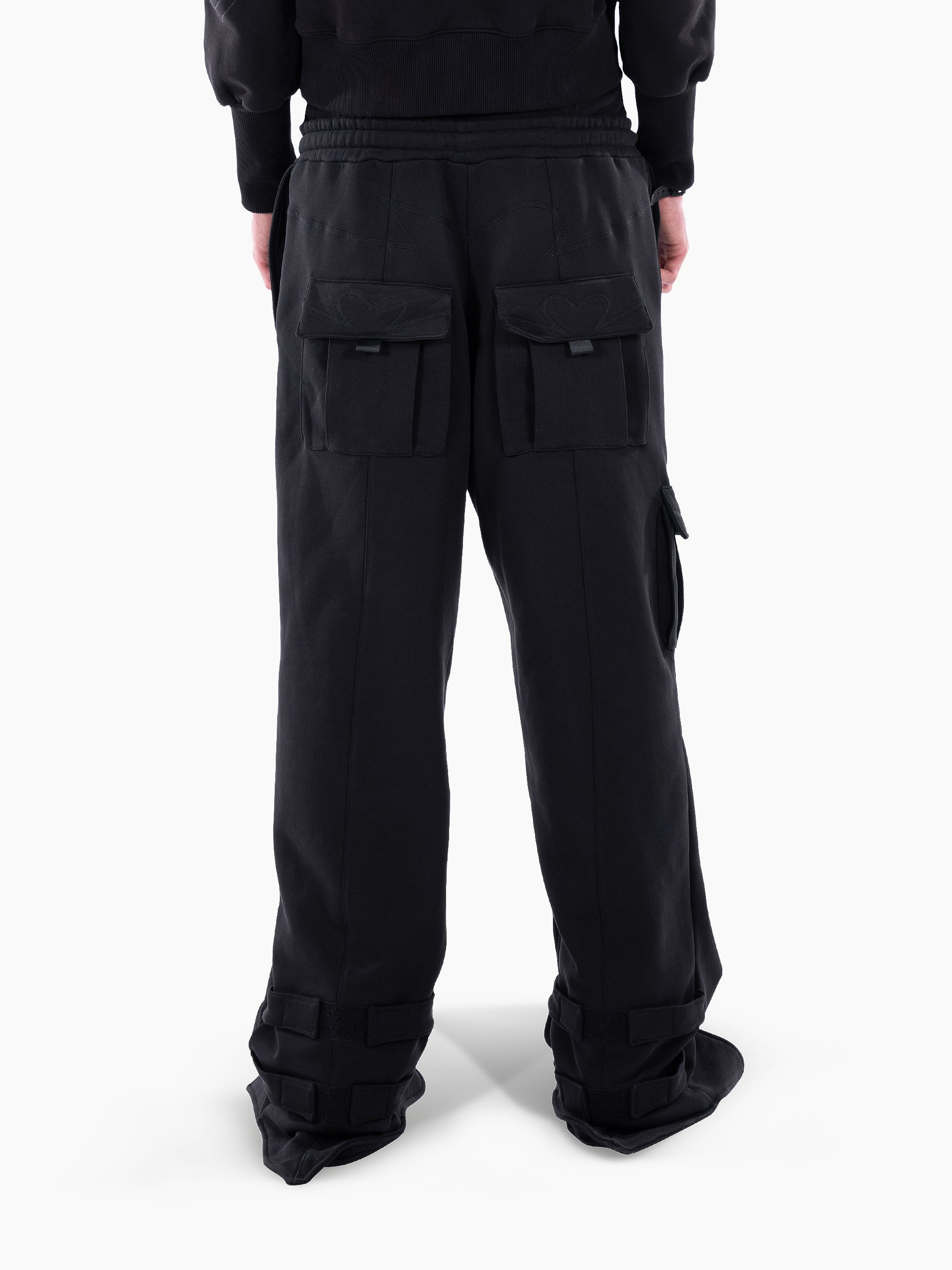 Vain cargo college pants black