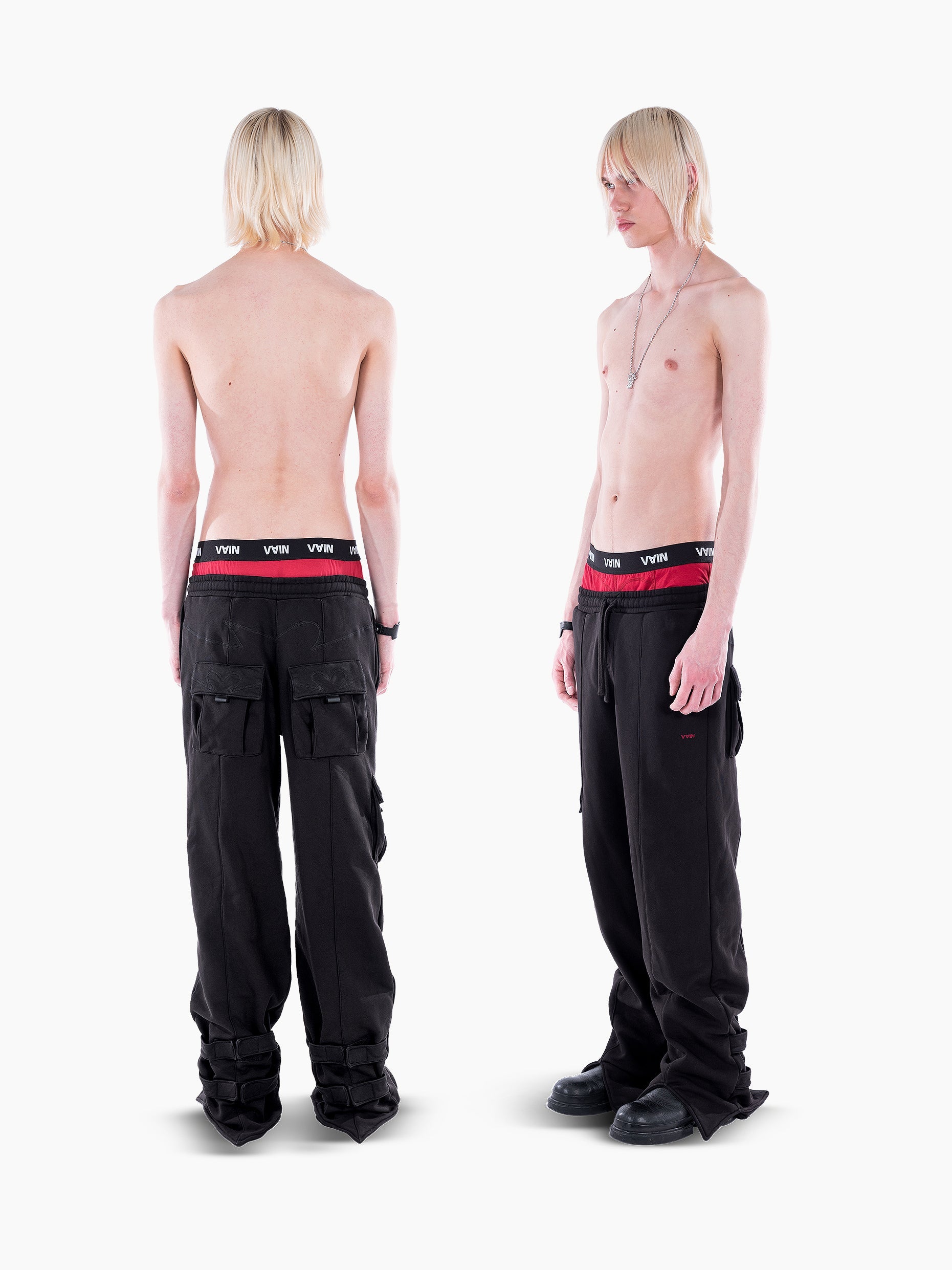 Vain cargo college pants black