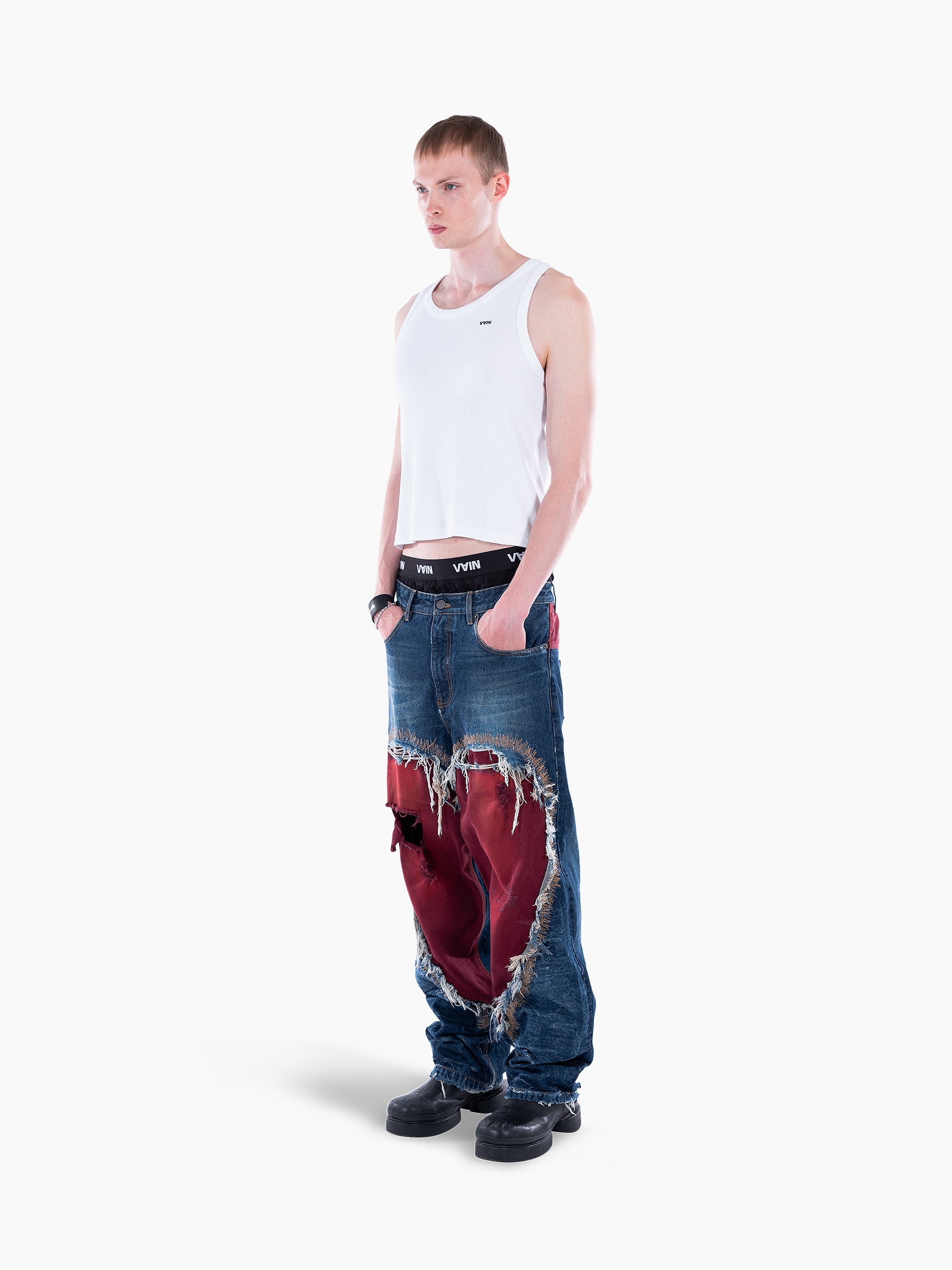 Vain heart cut out jeans
