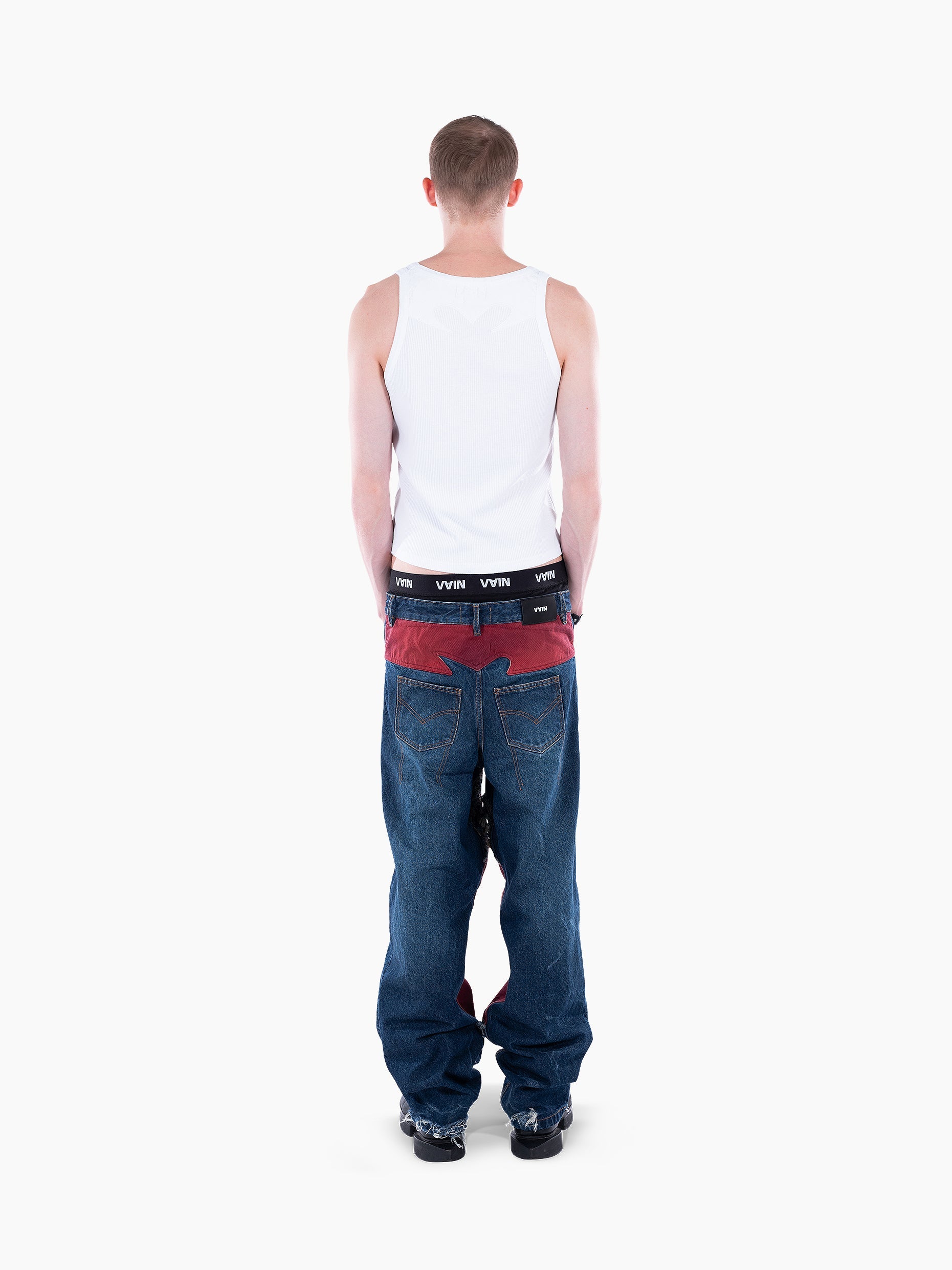 Vain heart cut out jeans