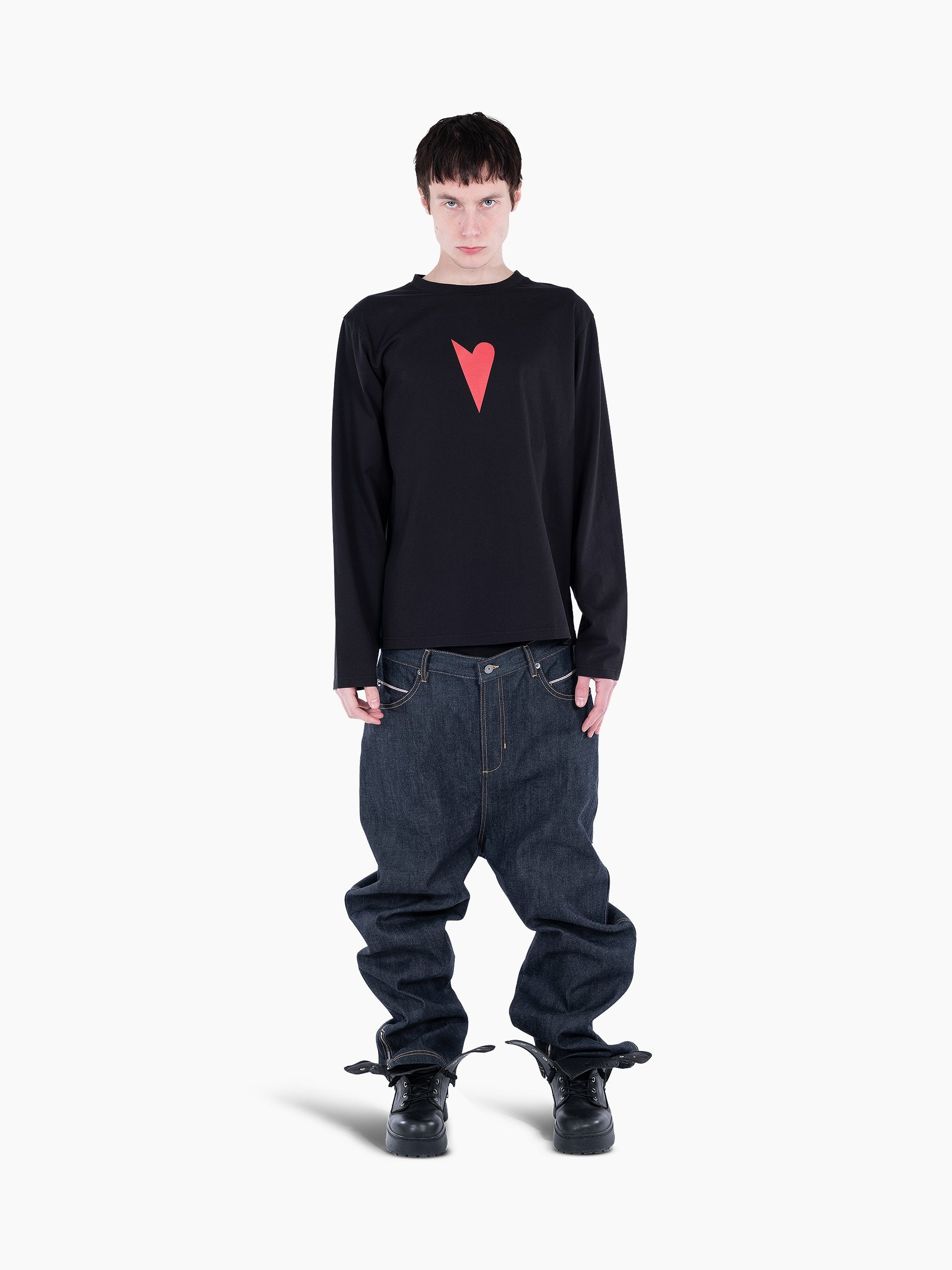 Vain people’s longsleeve