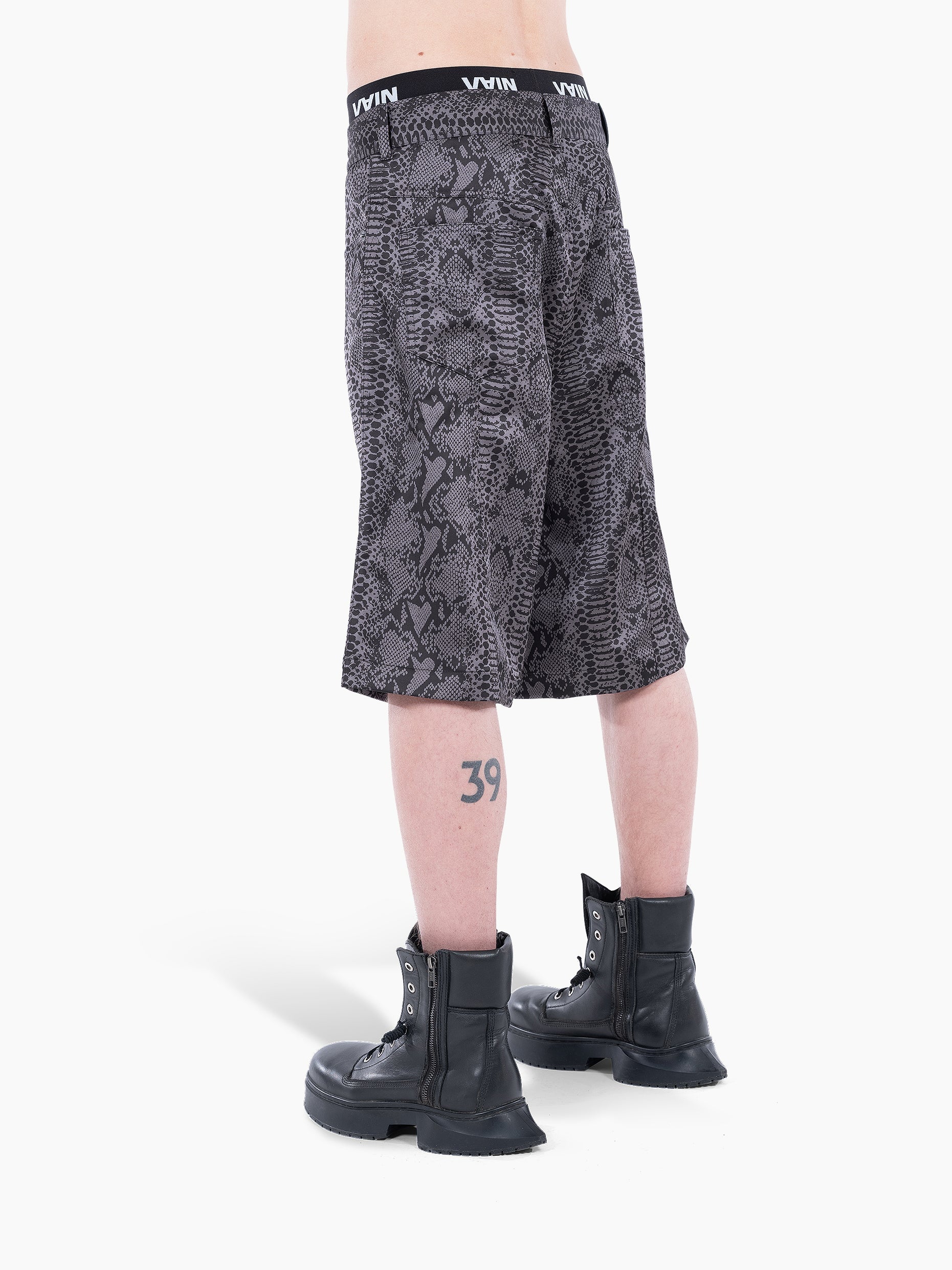 Vain skin shorts
