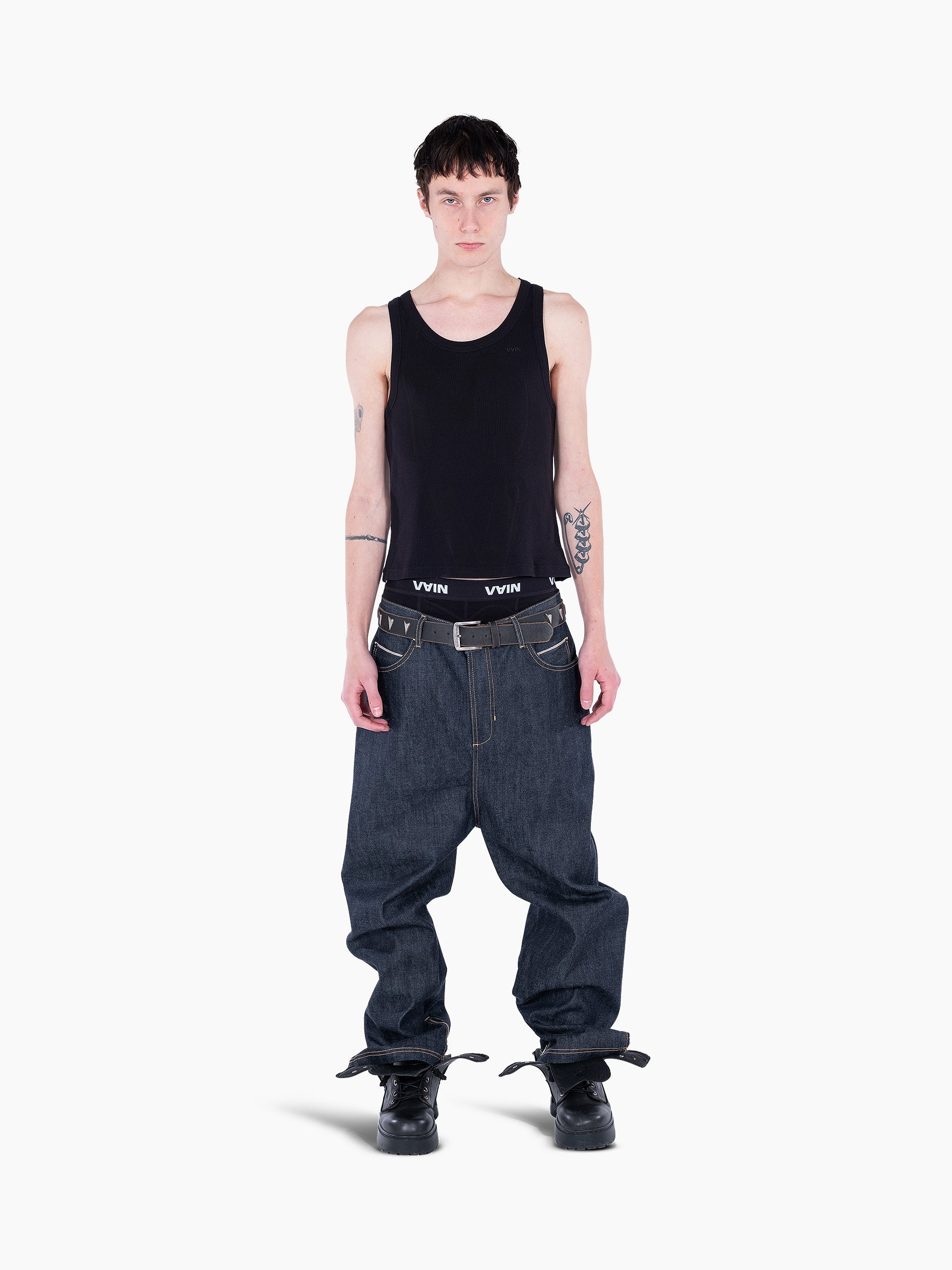 Vain <3 tank top black