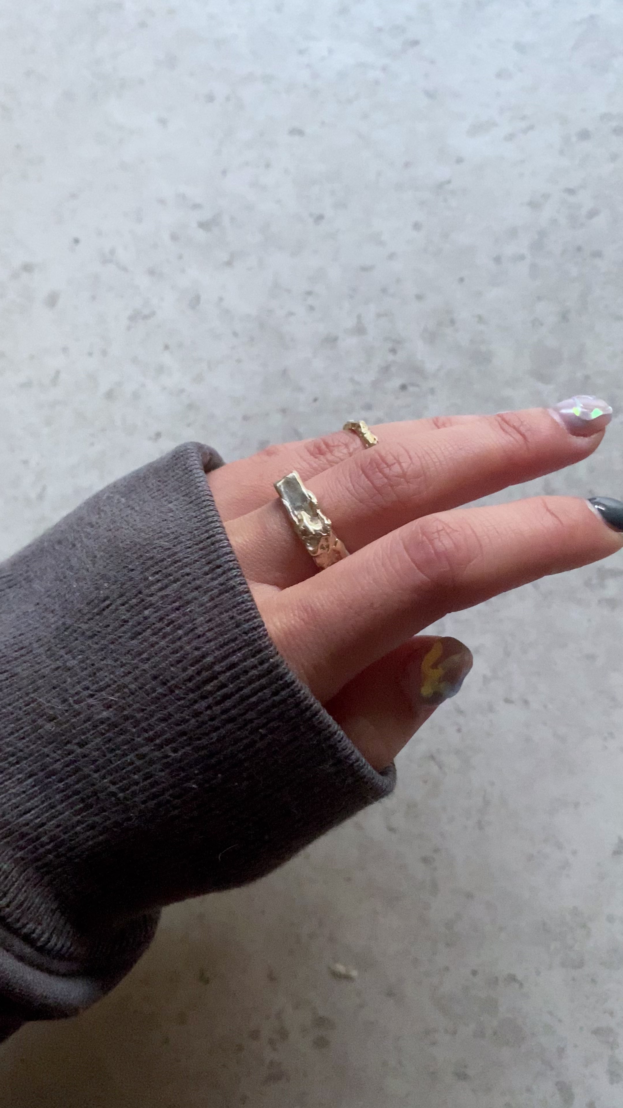 Melting away ring - gold