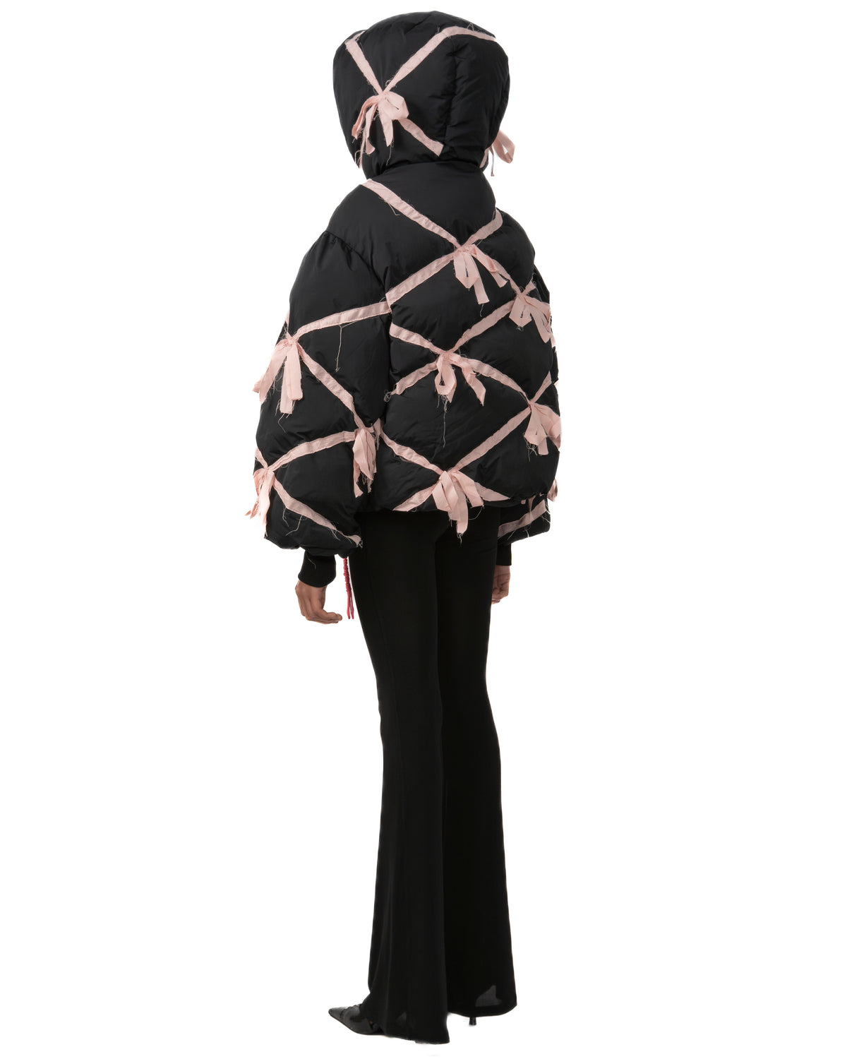 Bow ribbon puffer