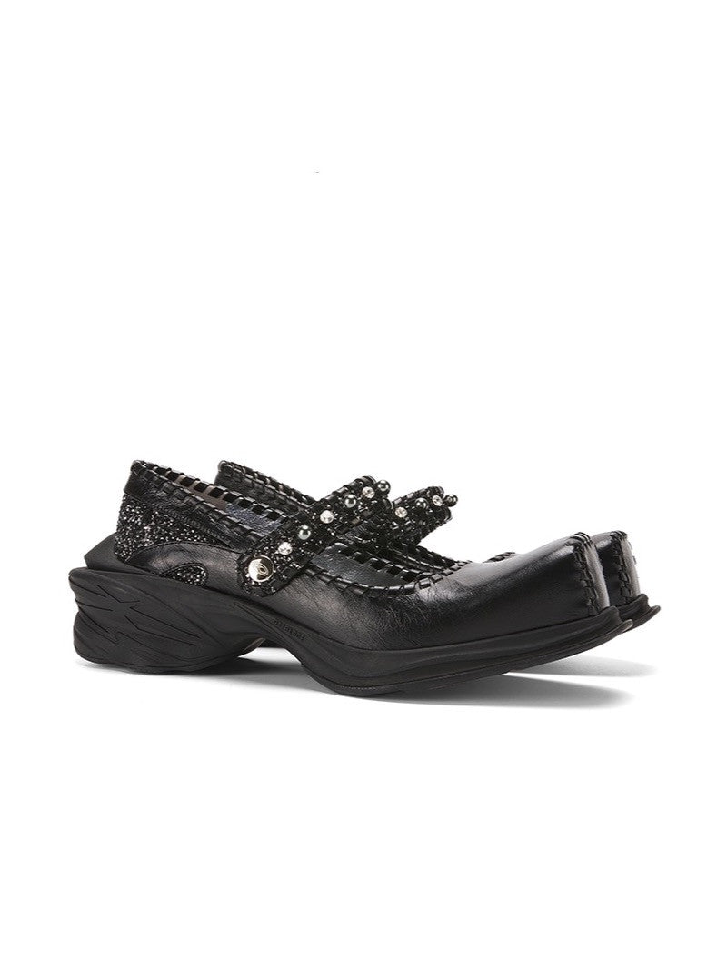Black ballet sneaker