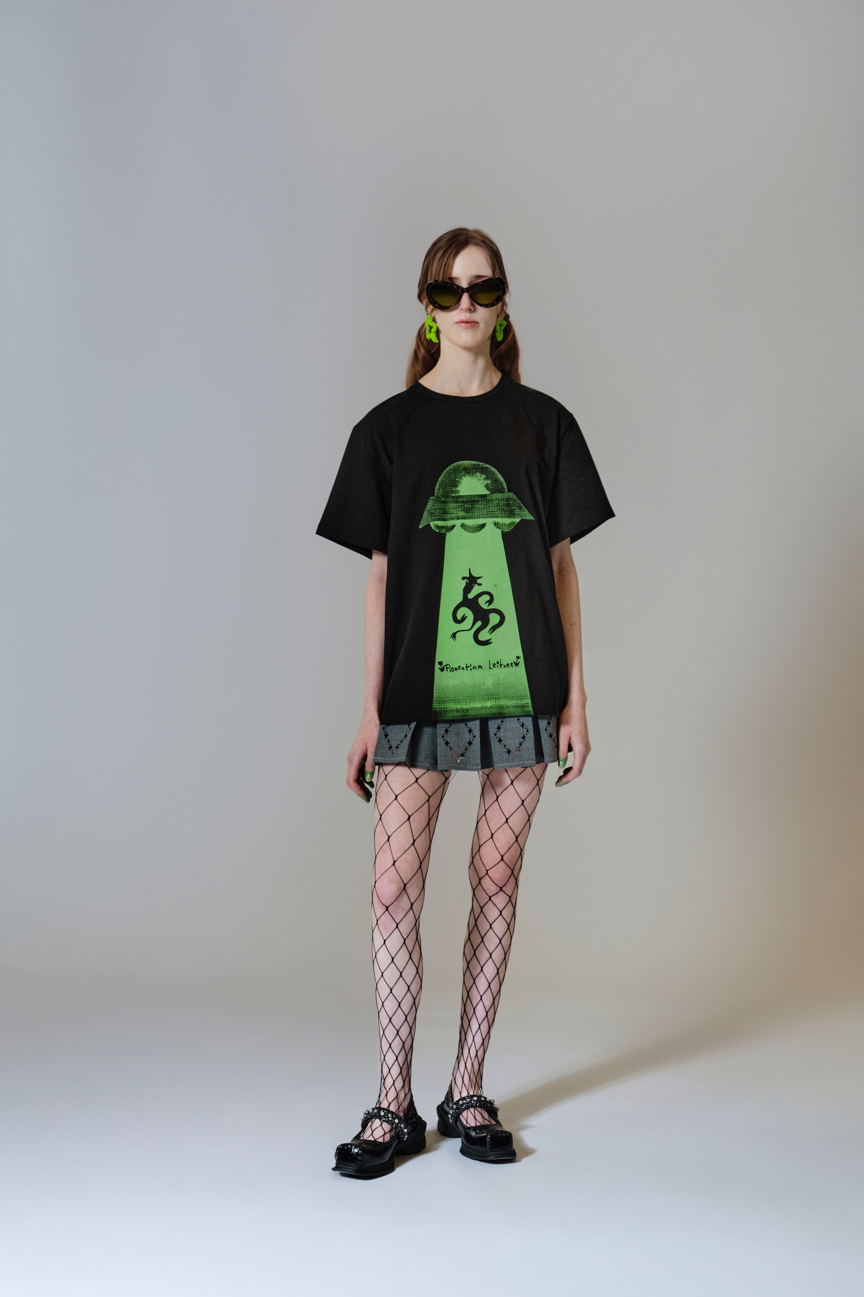 Teresa t-shirt ufo