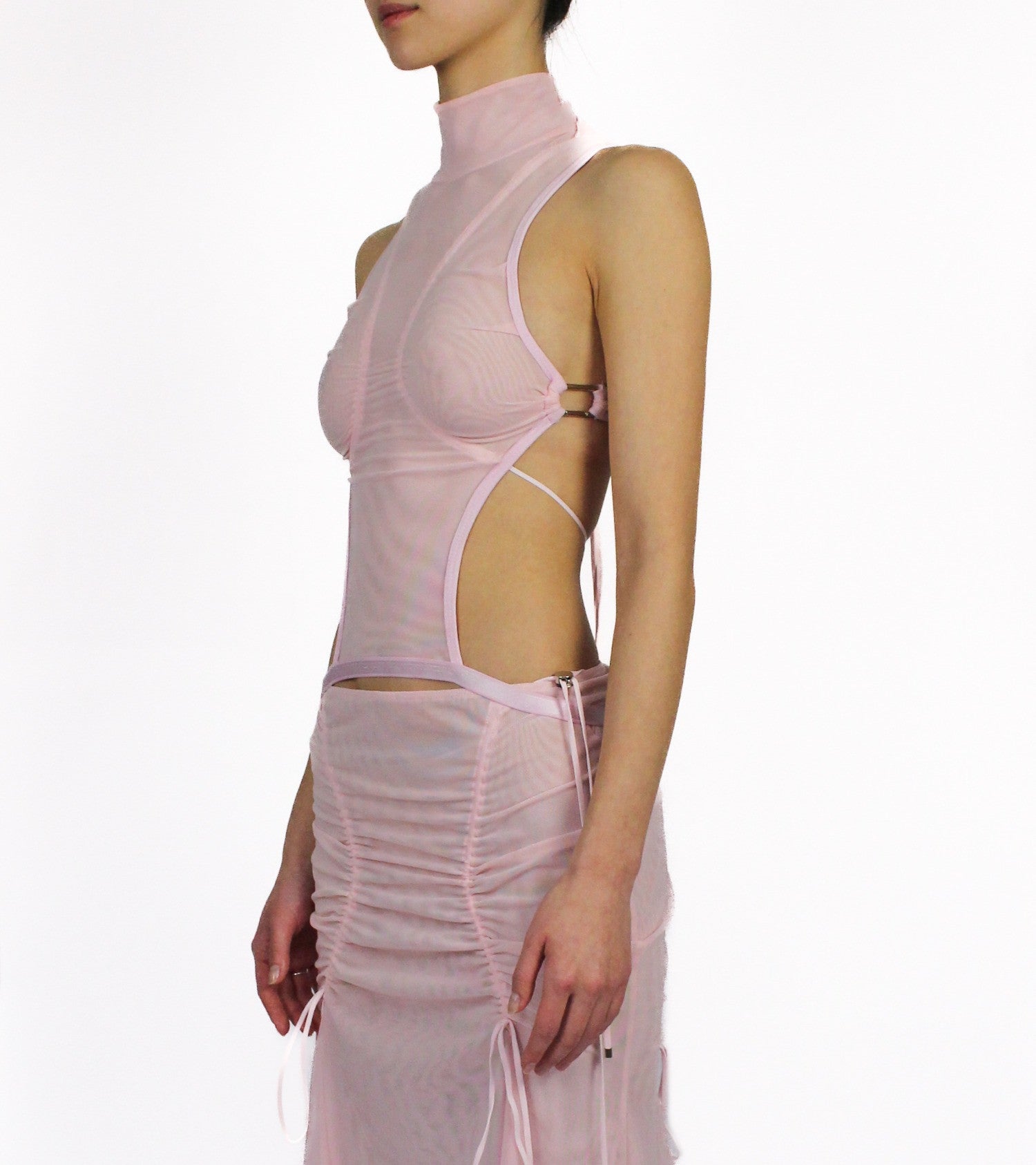Momentum suspension halter