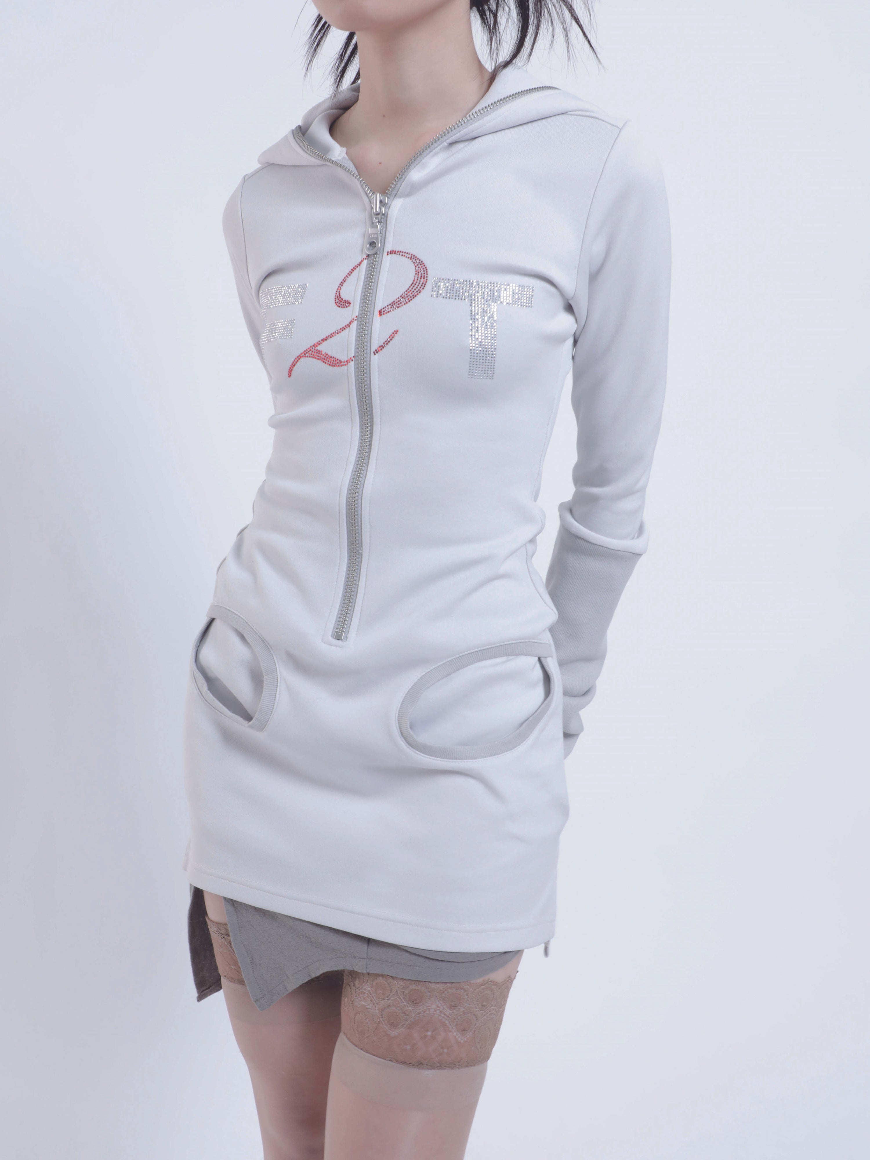 Free 2 talk- zip up dress- lg