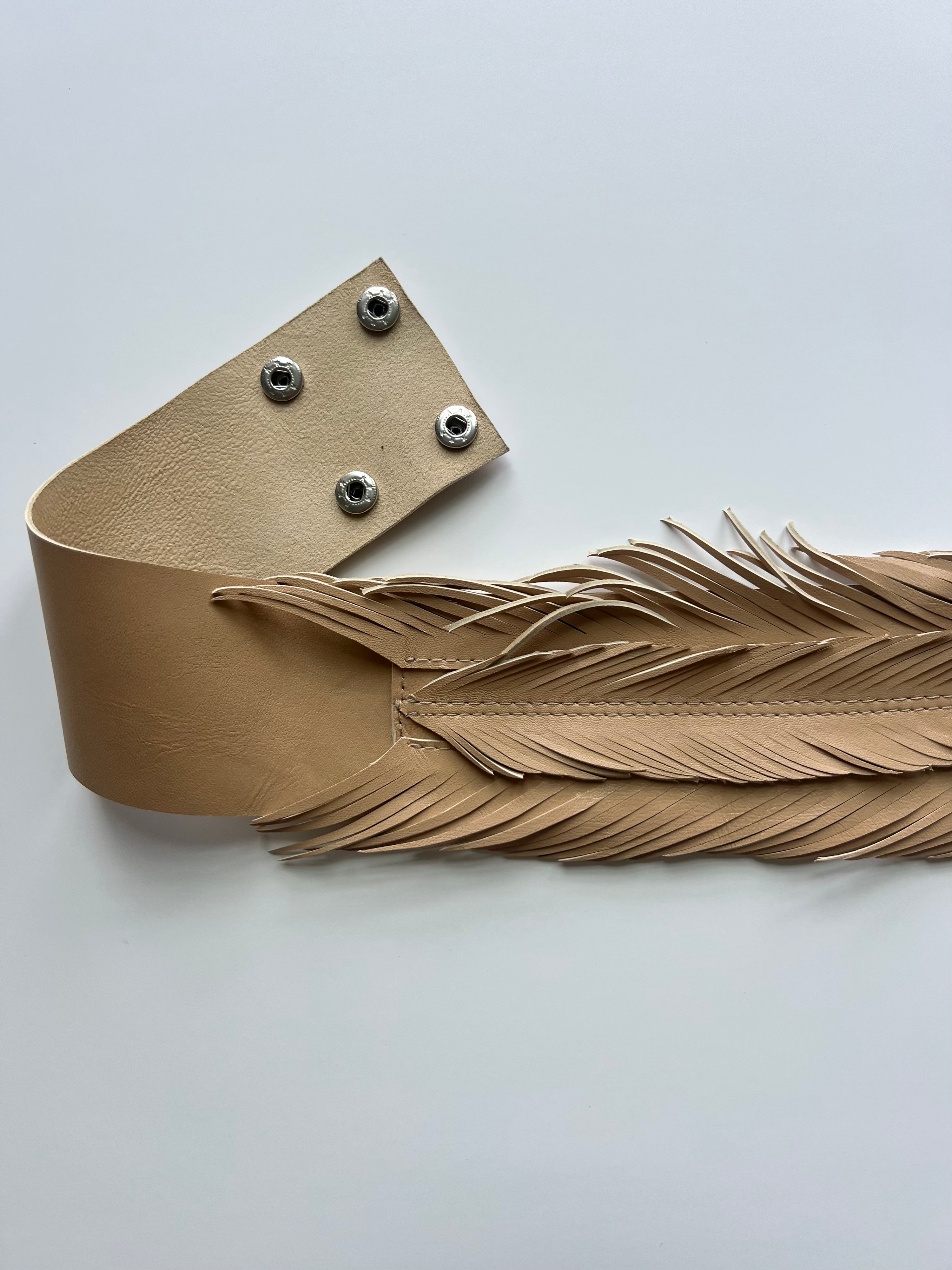 Leather feather belt