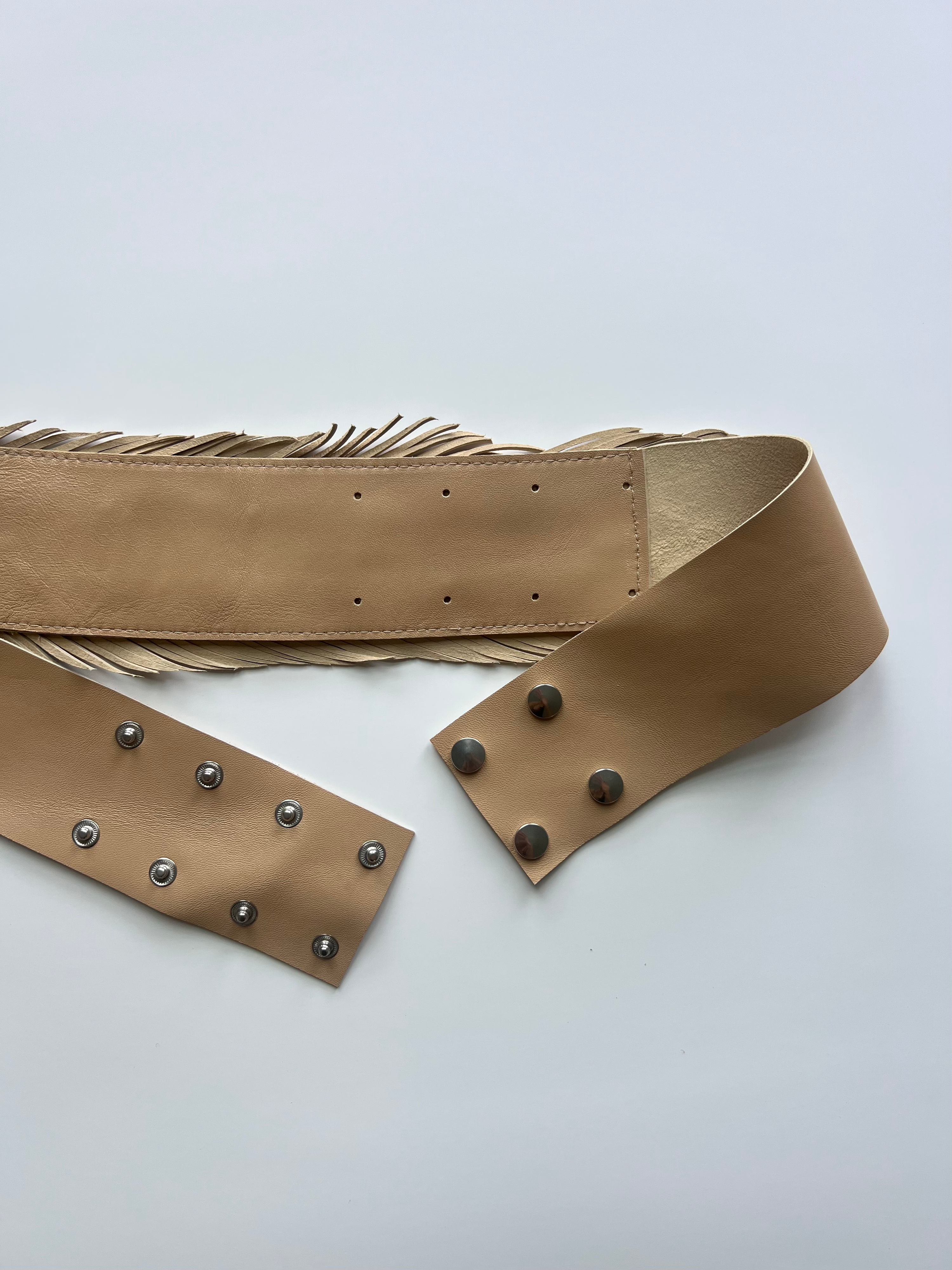 Leather feather belt