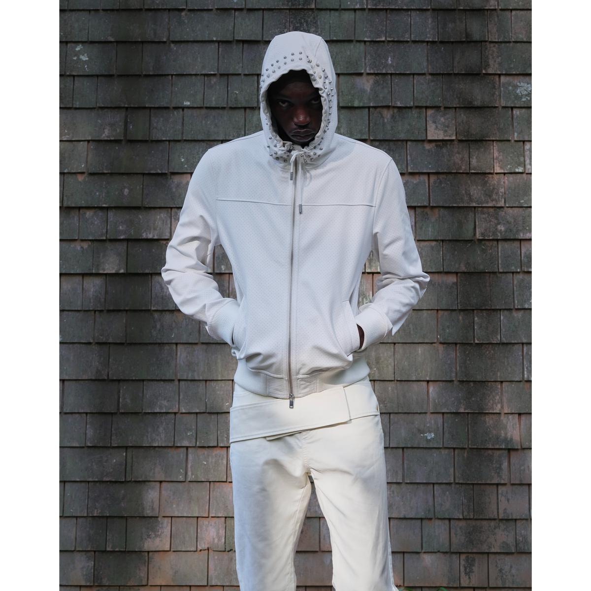 Belted moleskin pants in white
