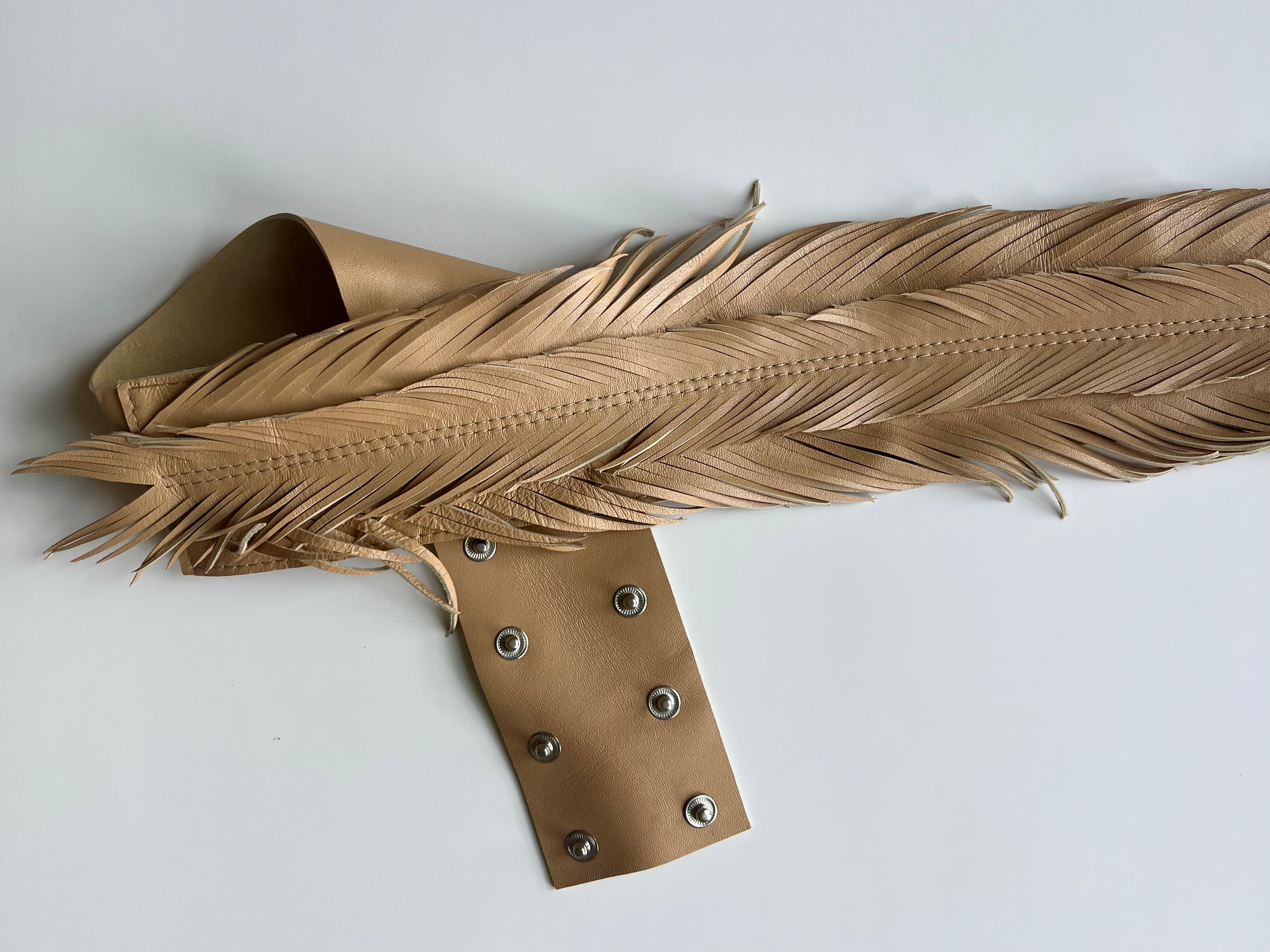 Leather feather belt