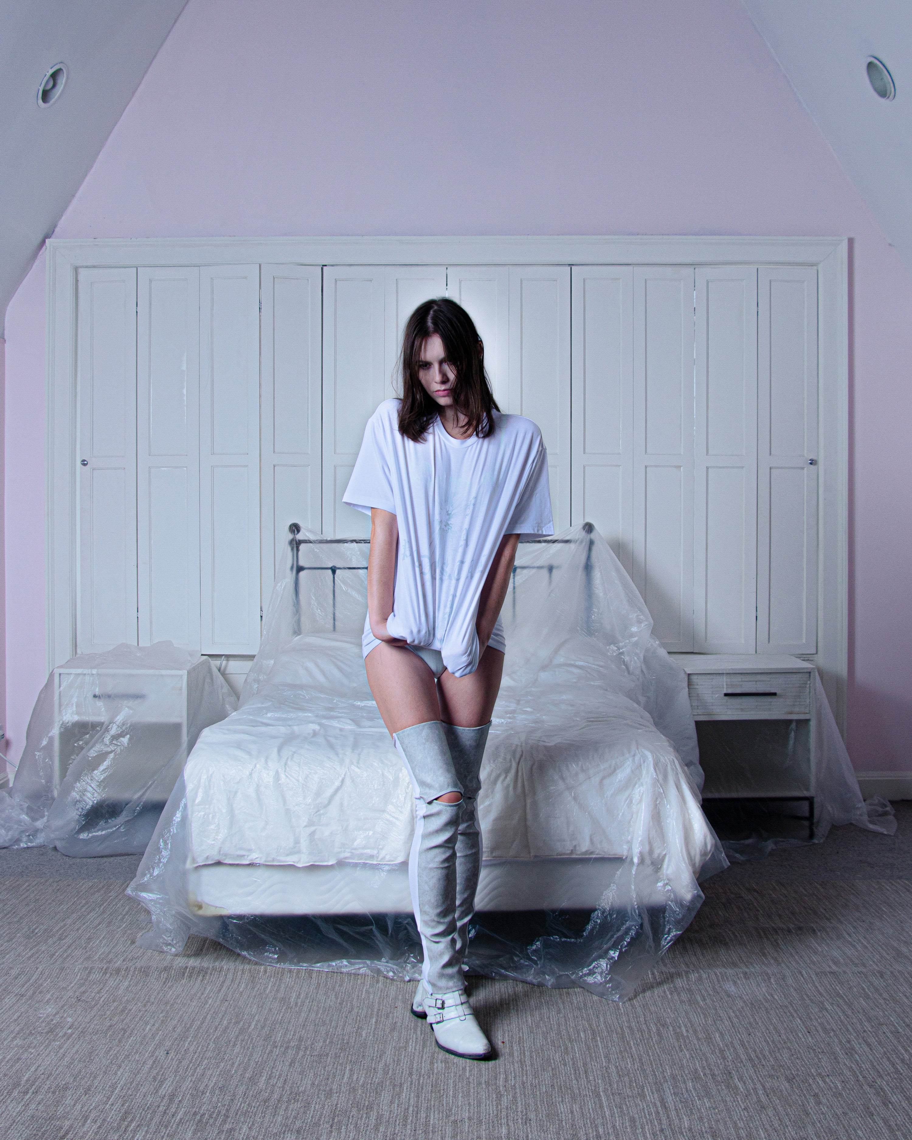 Pedestal t-shirt