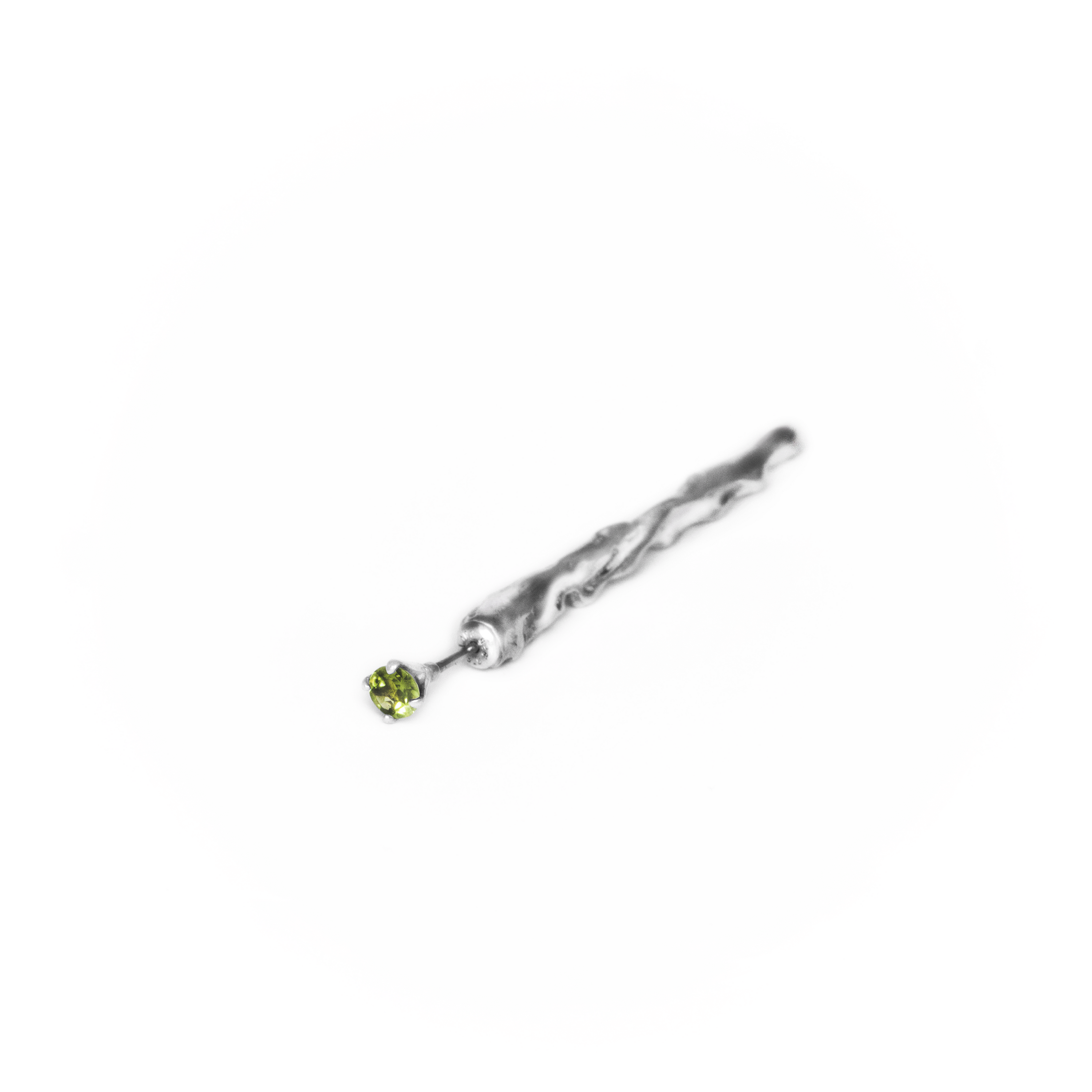 Rose earring peridot