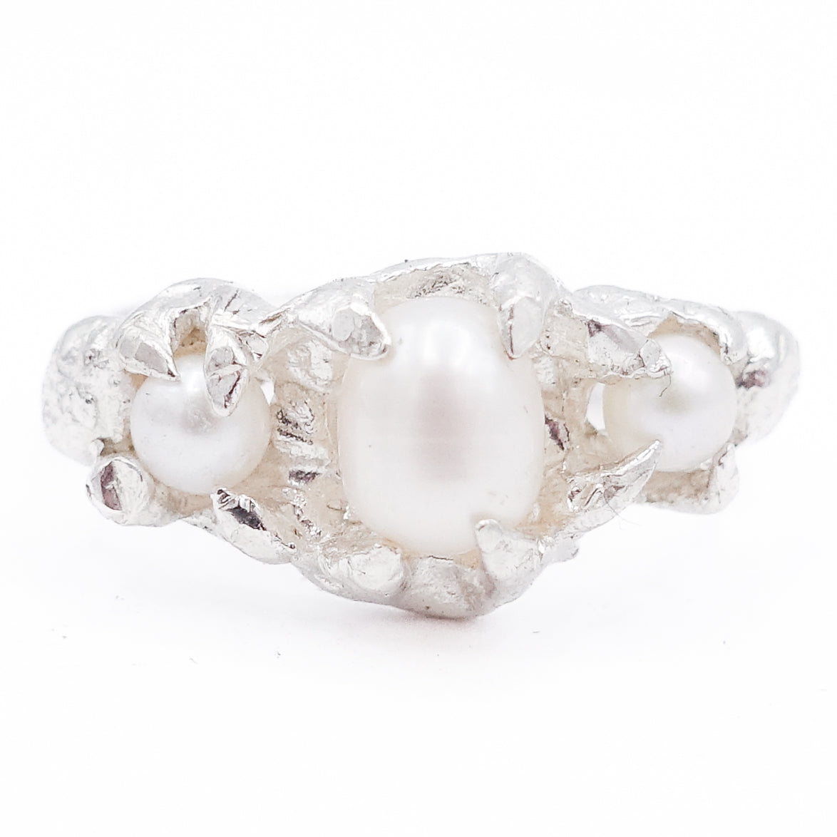 Maeve ring
